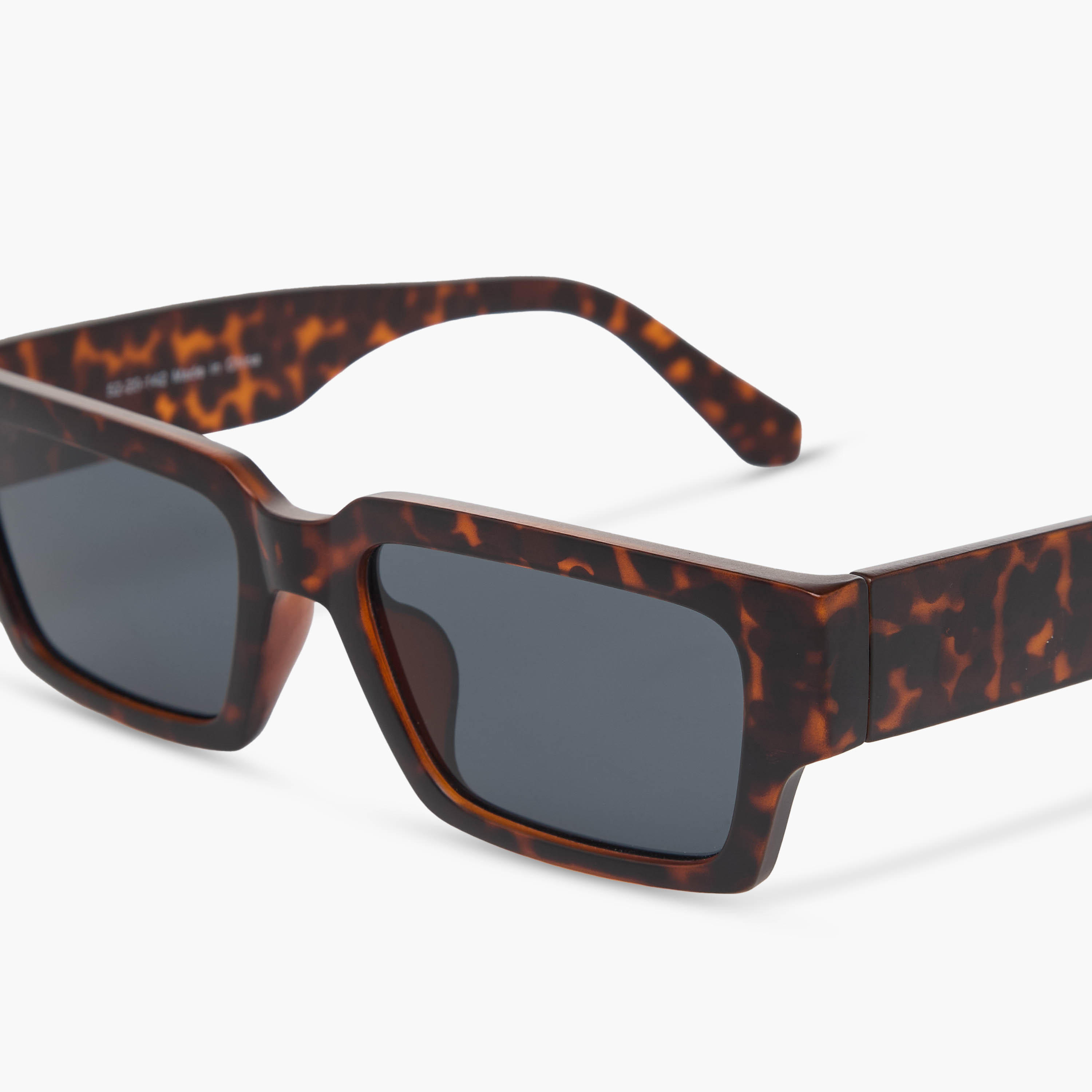 نظارة شمسية مستطيلة رجالية بعدسات رمادية-men-sunglasses-image-5