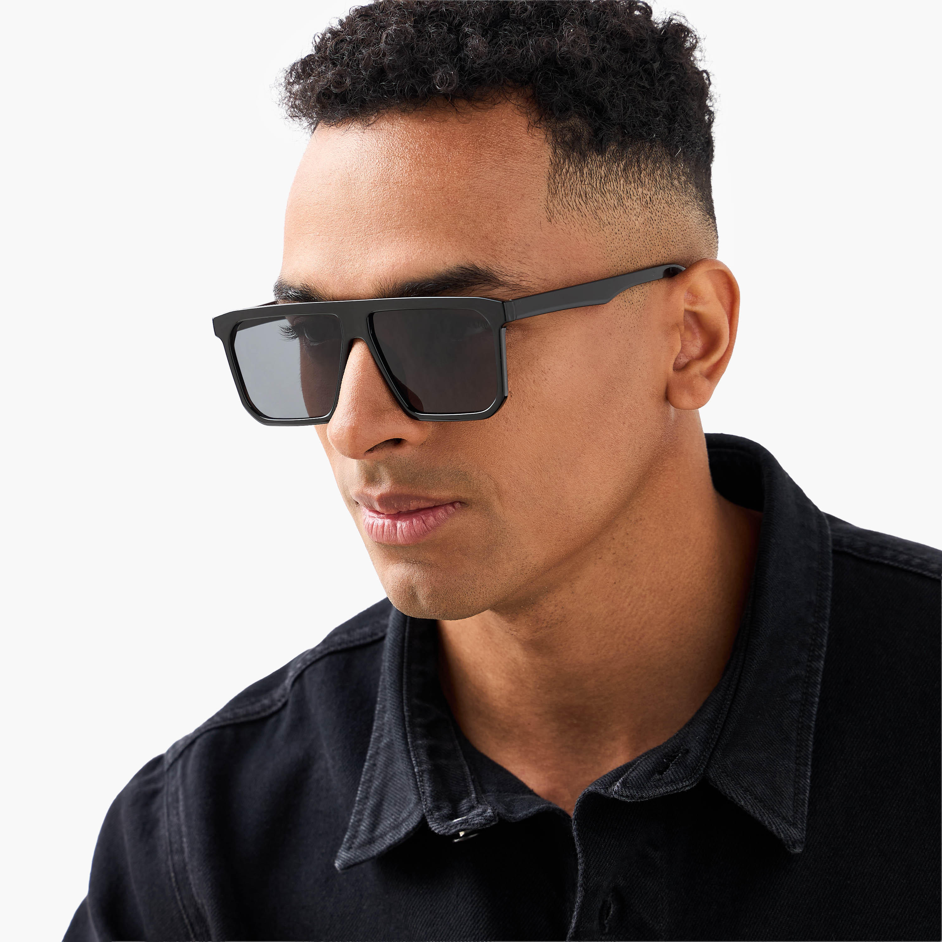 نظارة شمسية مربعة بعدسات رمادية للرجال-men-sunglasses-image-2