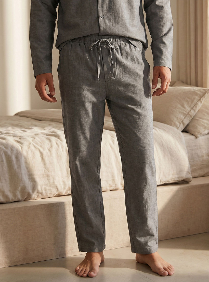 طقم بيجاما بارز الملمس بياقة كامب-men-clothing-nightwear-sets-image-5