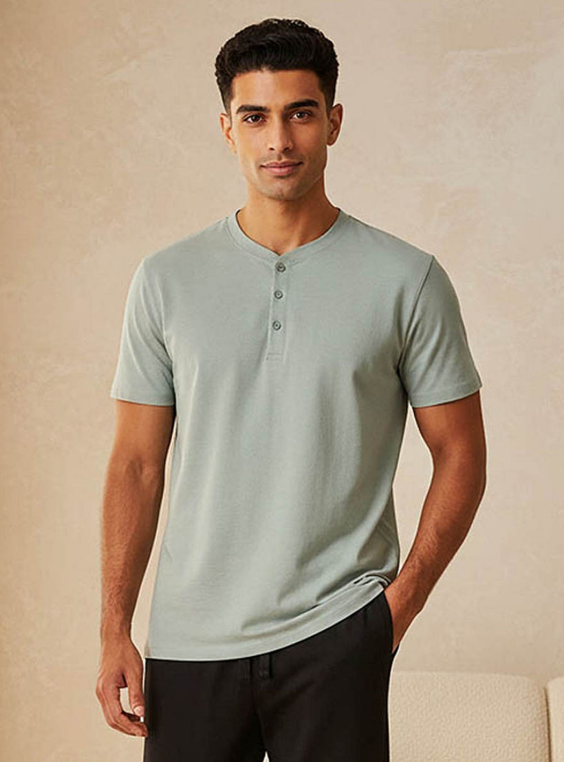 طقم بيجاما رجالي بياقة هنلي-men-clothing-nightwear-sets-image-3