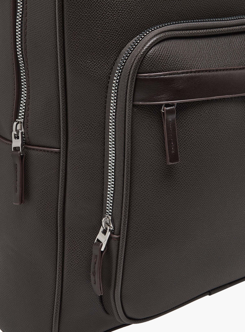 شنطة ظهر مبطنة بحمالات كتف للرجال-men-bags-image-5