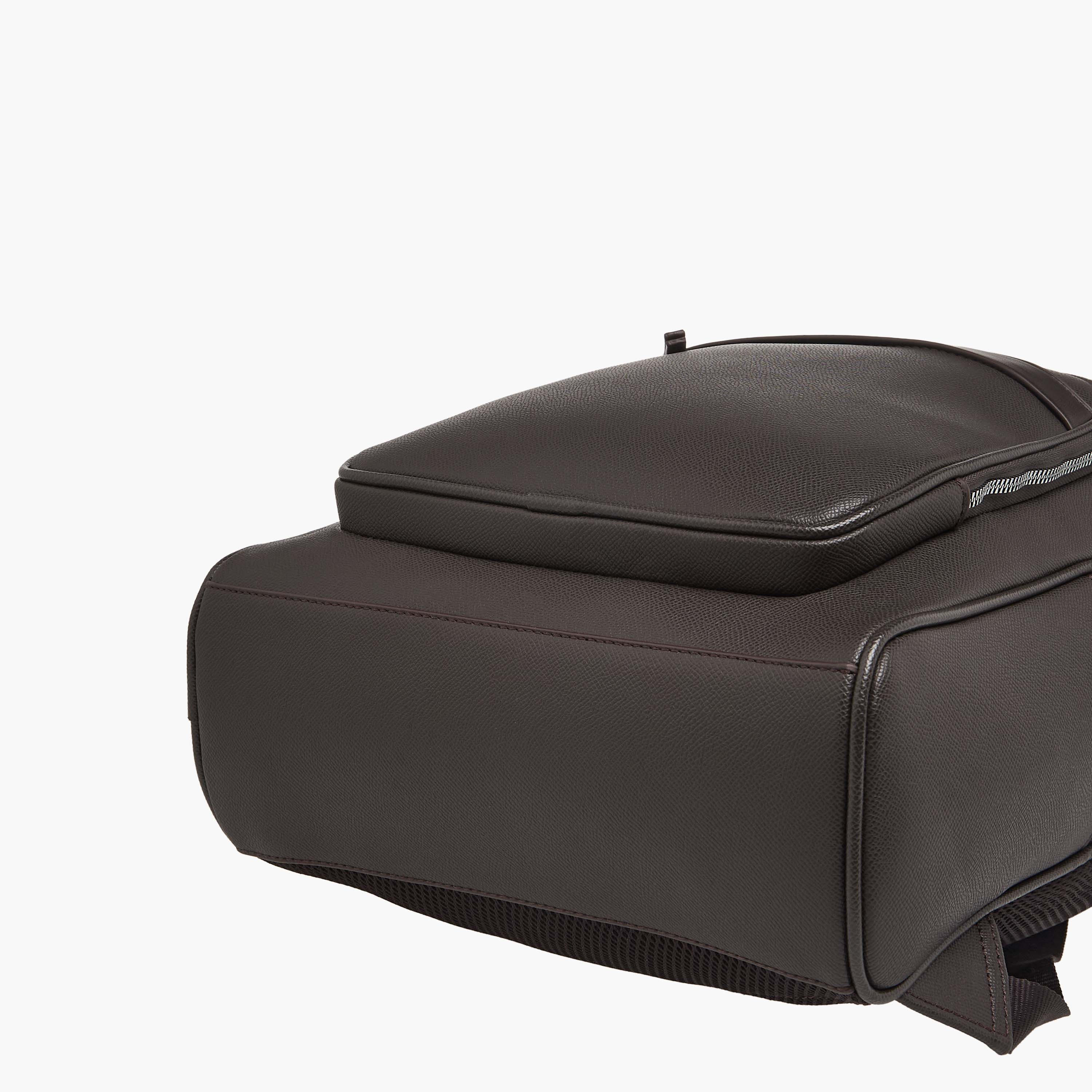 شنطة ظهر مبطنة بحمالات كتف للرجال-men-bags-image-6