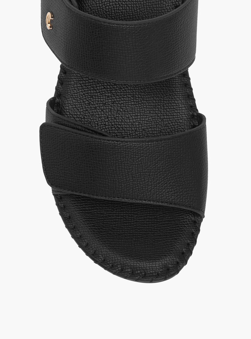 صندل مريح سهل الارتداء بارز الملمس بكعب ويدج من لو كونفورت-women-shoes-sandals-heeled-image-4