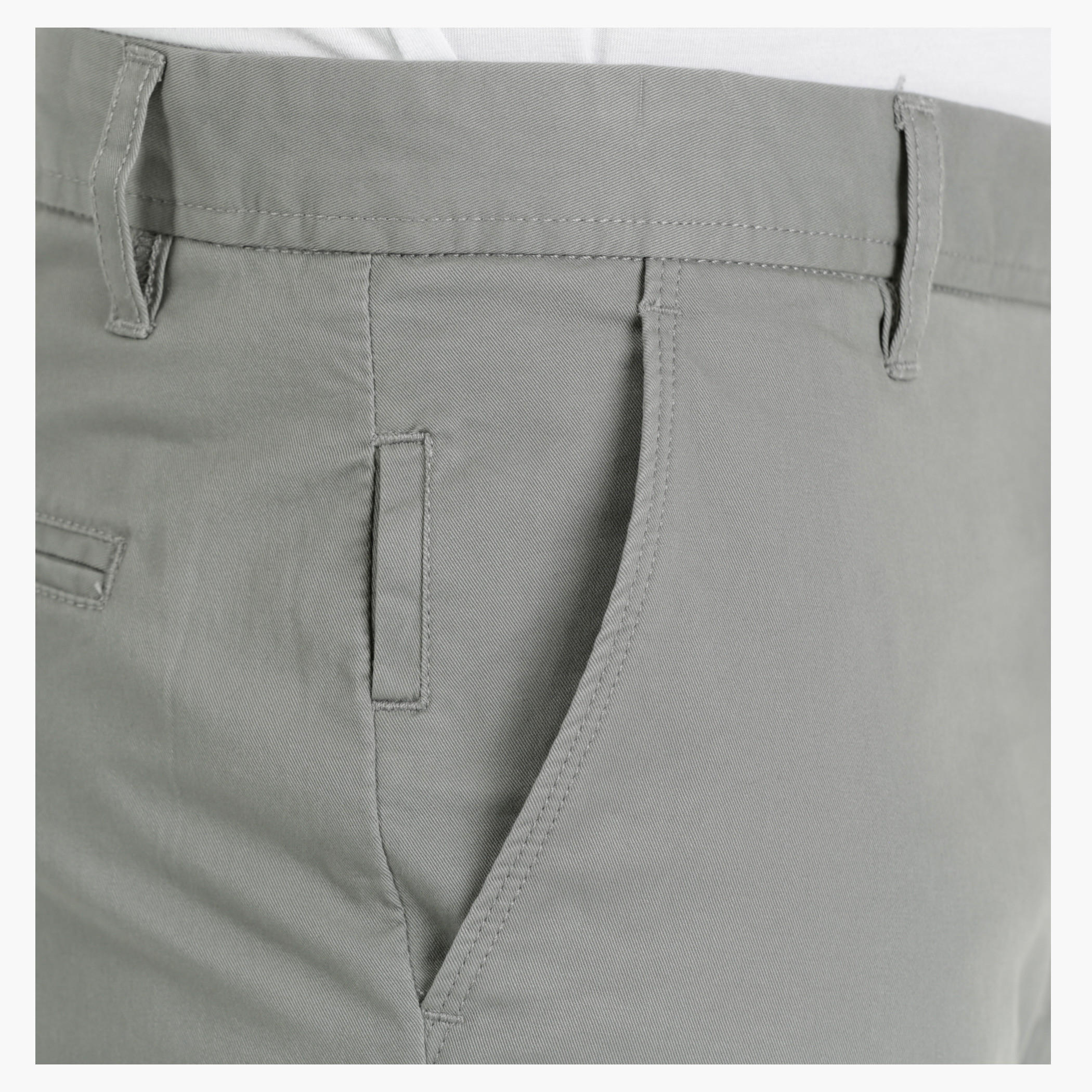 Casual Half-Length Shorts in Regular Fit-men-clothing-bottoms-shorts-image-9