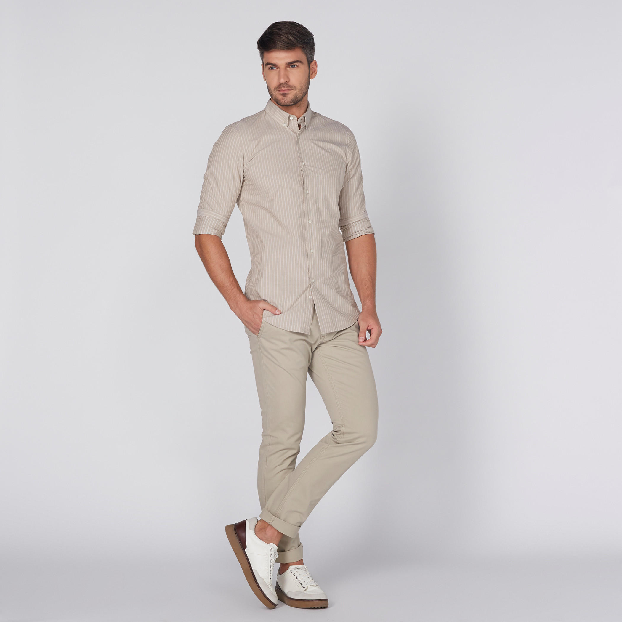 قميص مقلّم بأكمام طويلة وأزرار-men-clothing-shirts-image-1