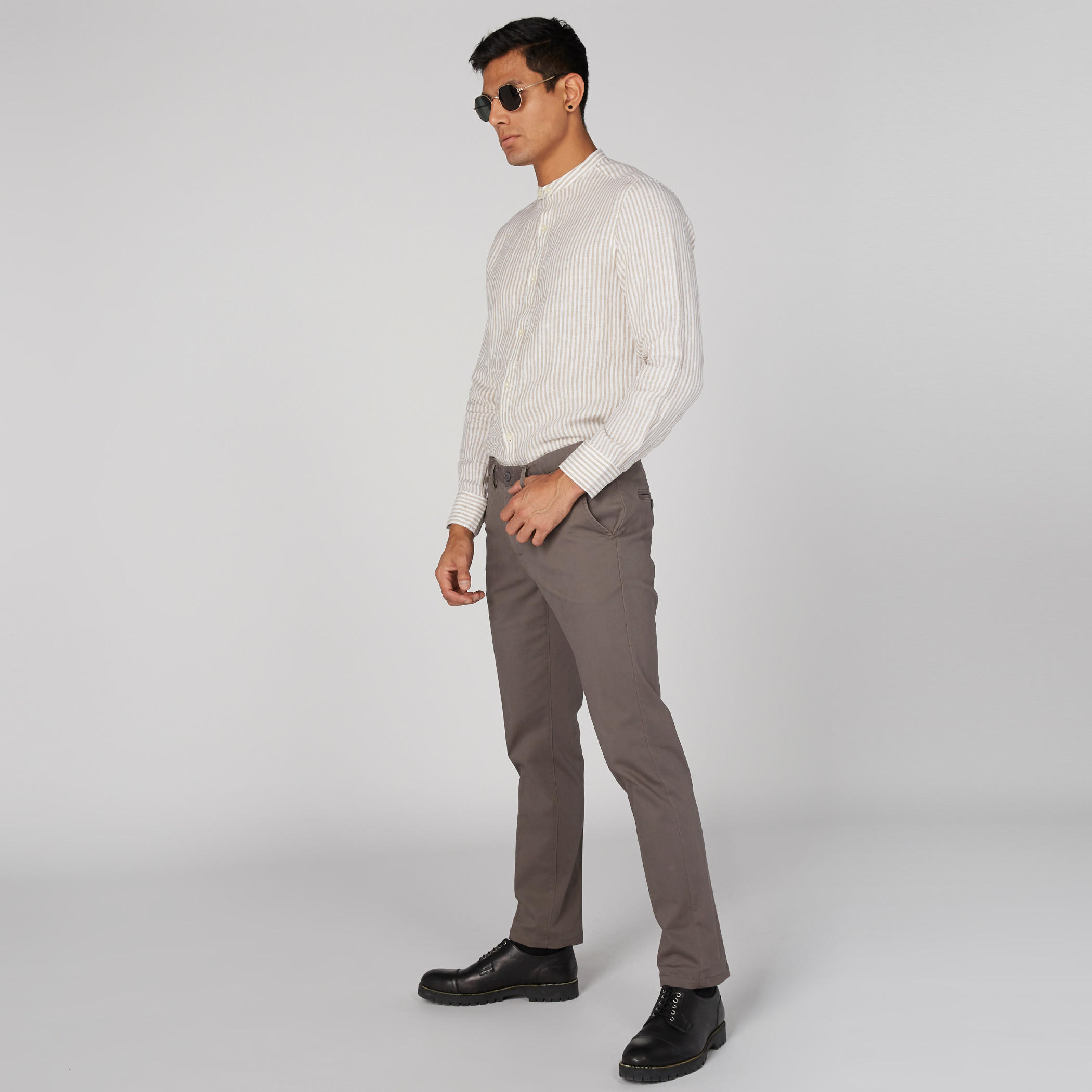 قميص مقلّم بأكمام طويلة وأزرار-men-clothing-shirts-image-3