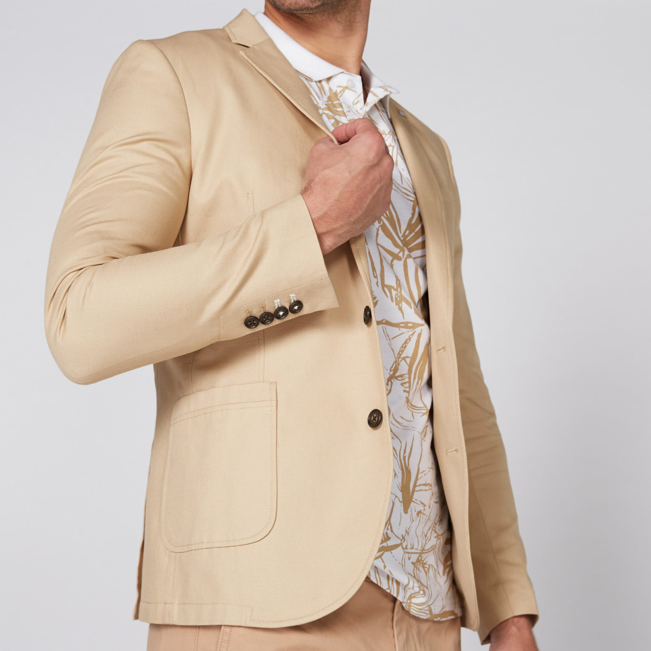 جاكيت بليزر بياقة طويلة وأكمام وأزرار-men-clothing-jacketsandblazers-jackets-image-3