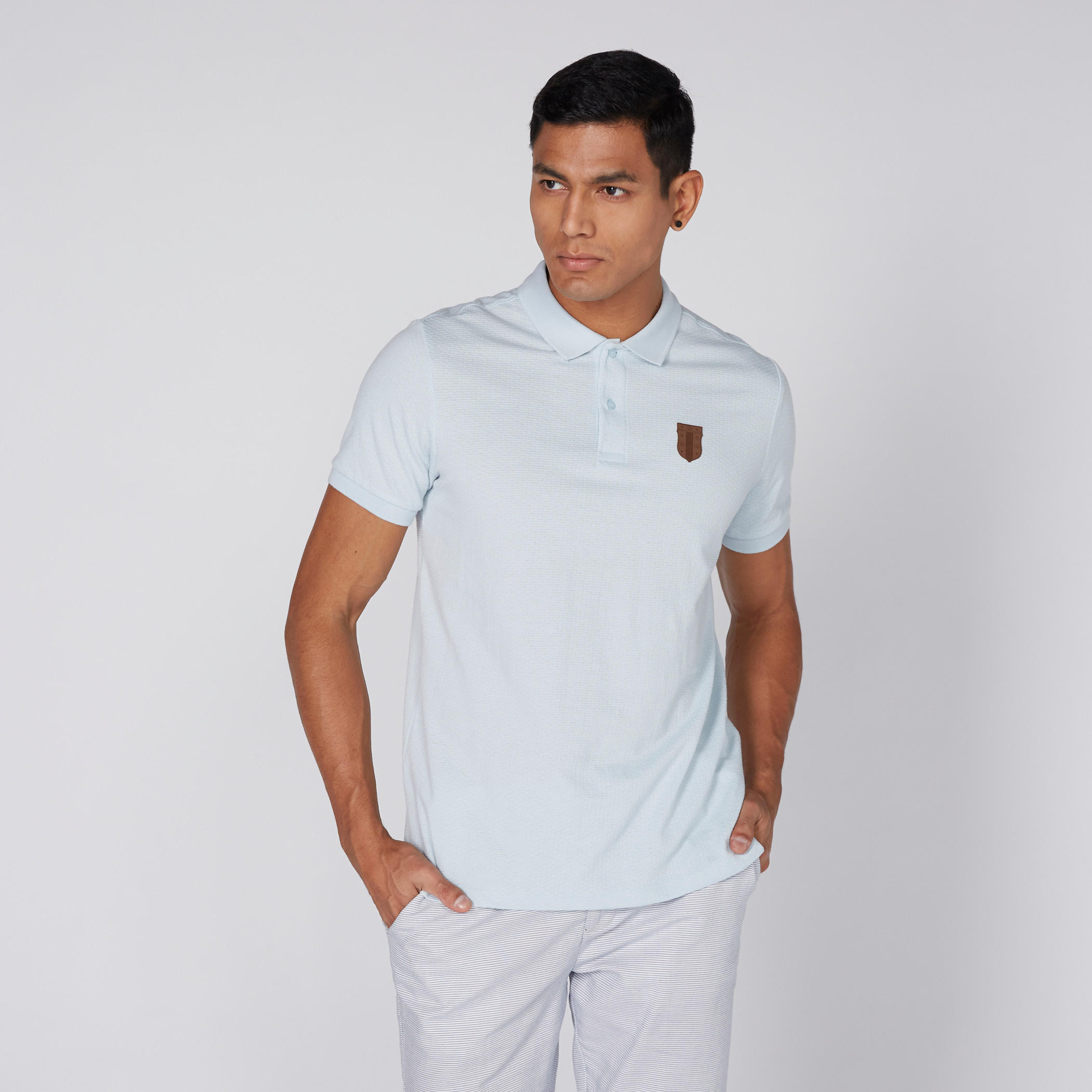 تيشيرت بارز الملمس بياقة بولو وأكمام قصيرة-men-clothing-tshirtsandpolos-polos-image-1