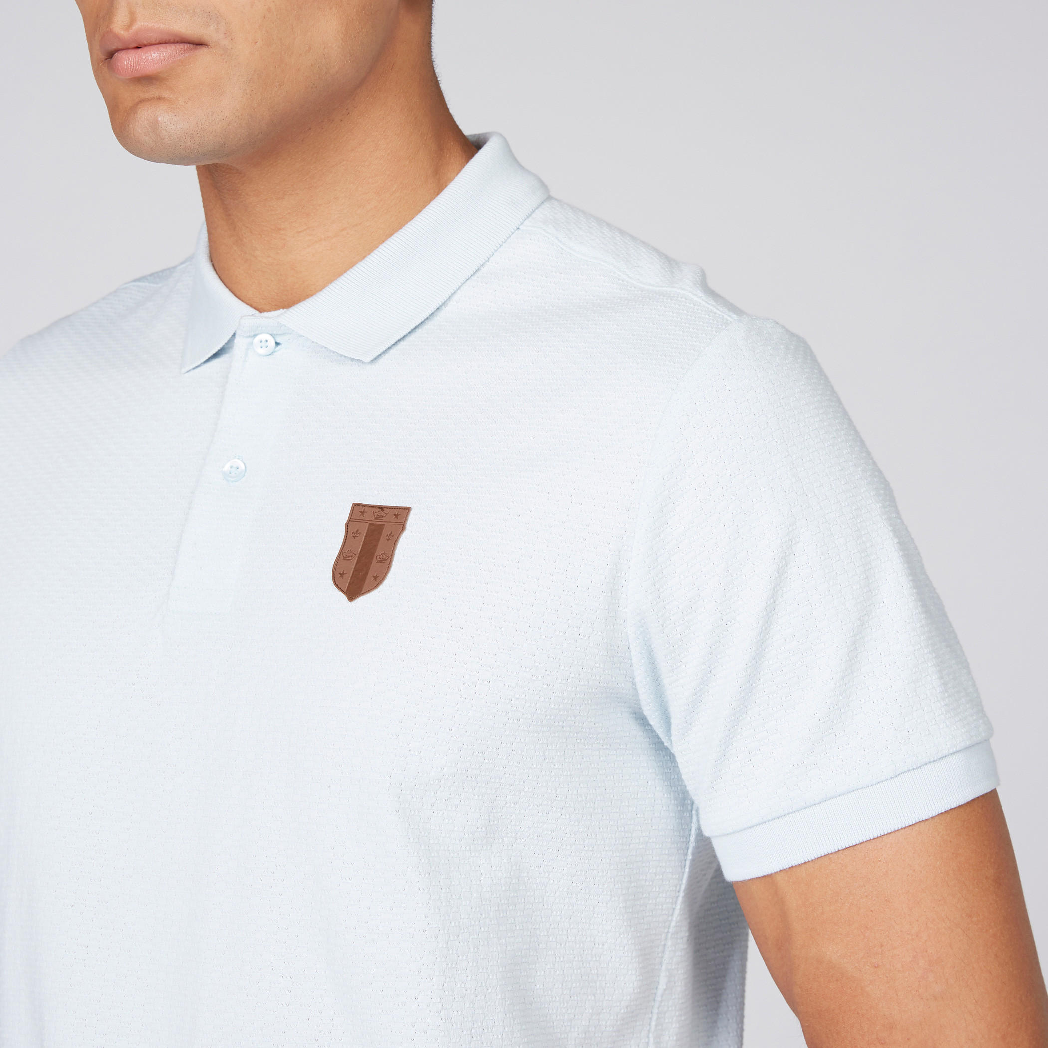 تيشيرت بارز الملمس بياقة بولو وأكمام قصيرة-men-clothing-tshirtsandpolos-polos-image-2