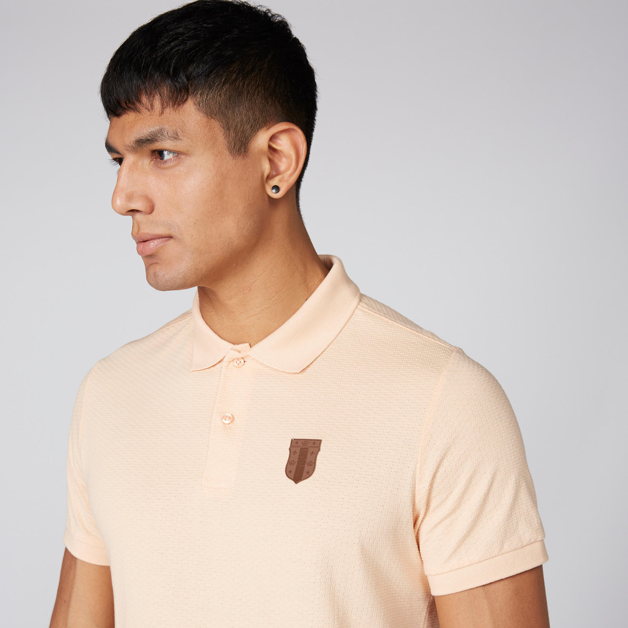 تيشيرت بارز الملمس بياقة بولو وأكمام قصيرة-men-clothing-tshirtsandpolos-polos-image-1