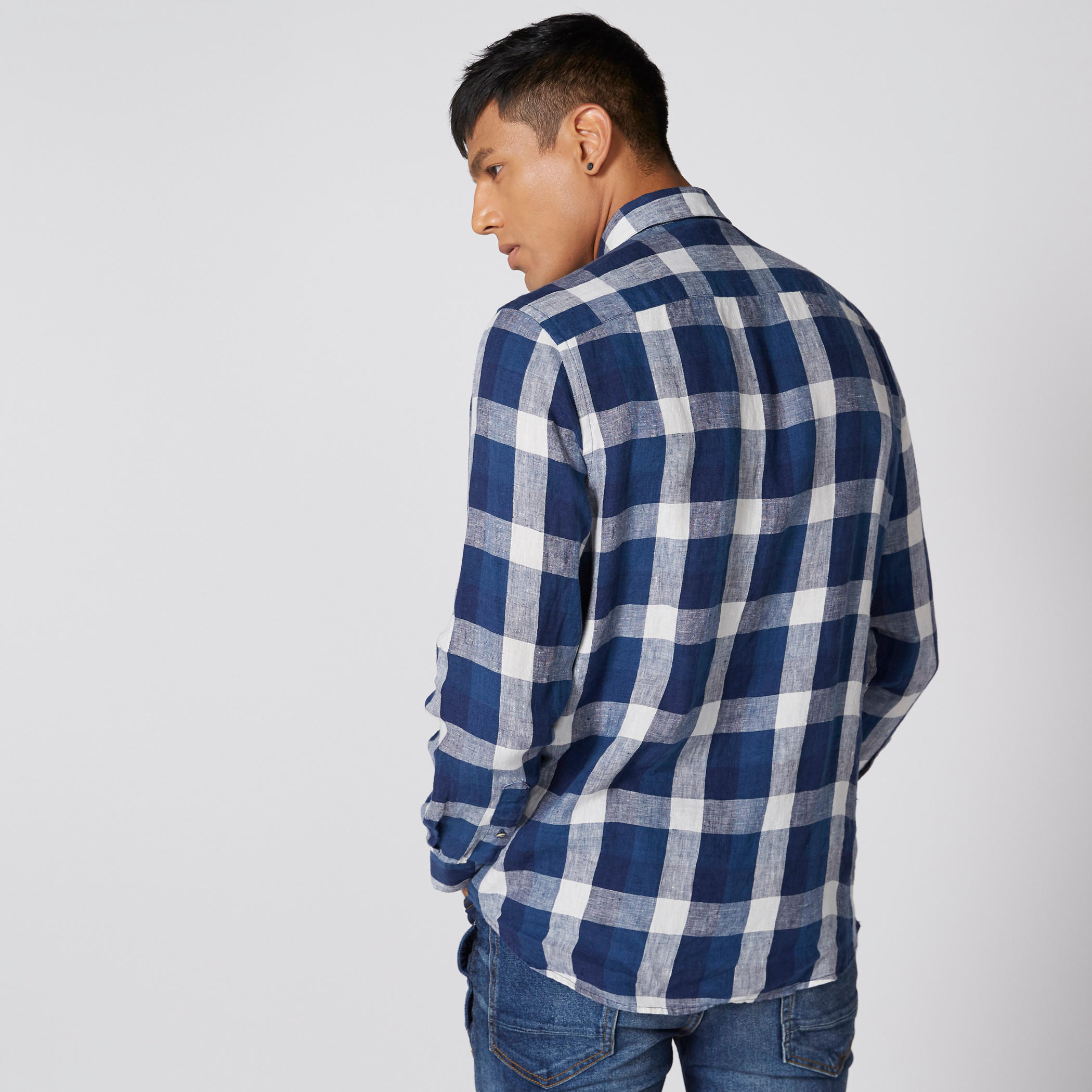 قميص كاروهات أكمام طويلة وأزرار-men-clothing-shirts-image-2