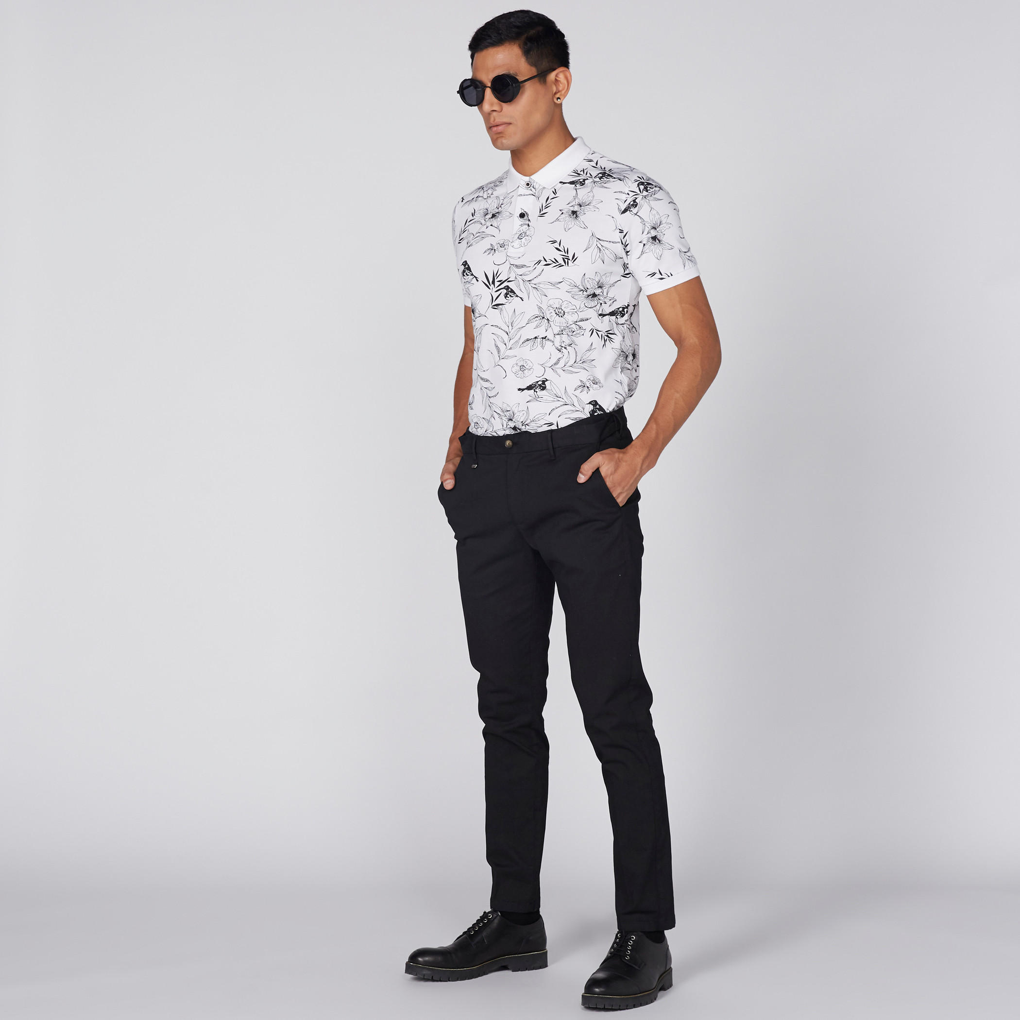 تيشيرت بياقة بولو وأكمام قصيرة وطبعات-men-clothing-tshirtsandpolos-polos-image-1