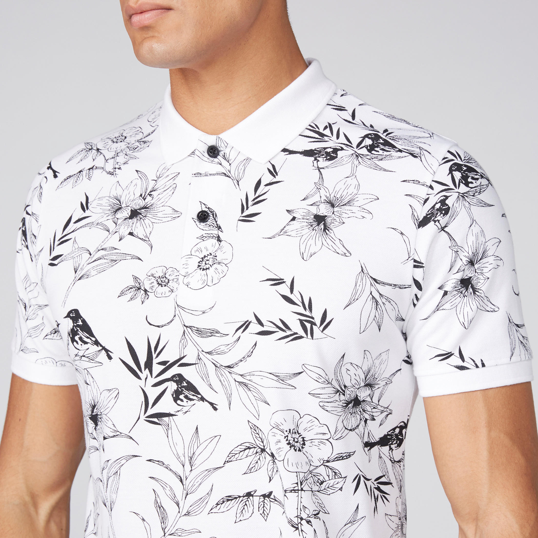 تيشيرت بياقة بولو وأكمام قصيرة وطبعات-men-clothing-tshirtsandpolos-polos-image-2