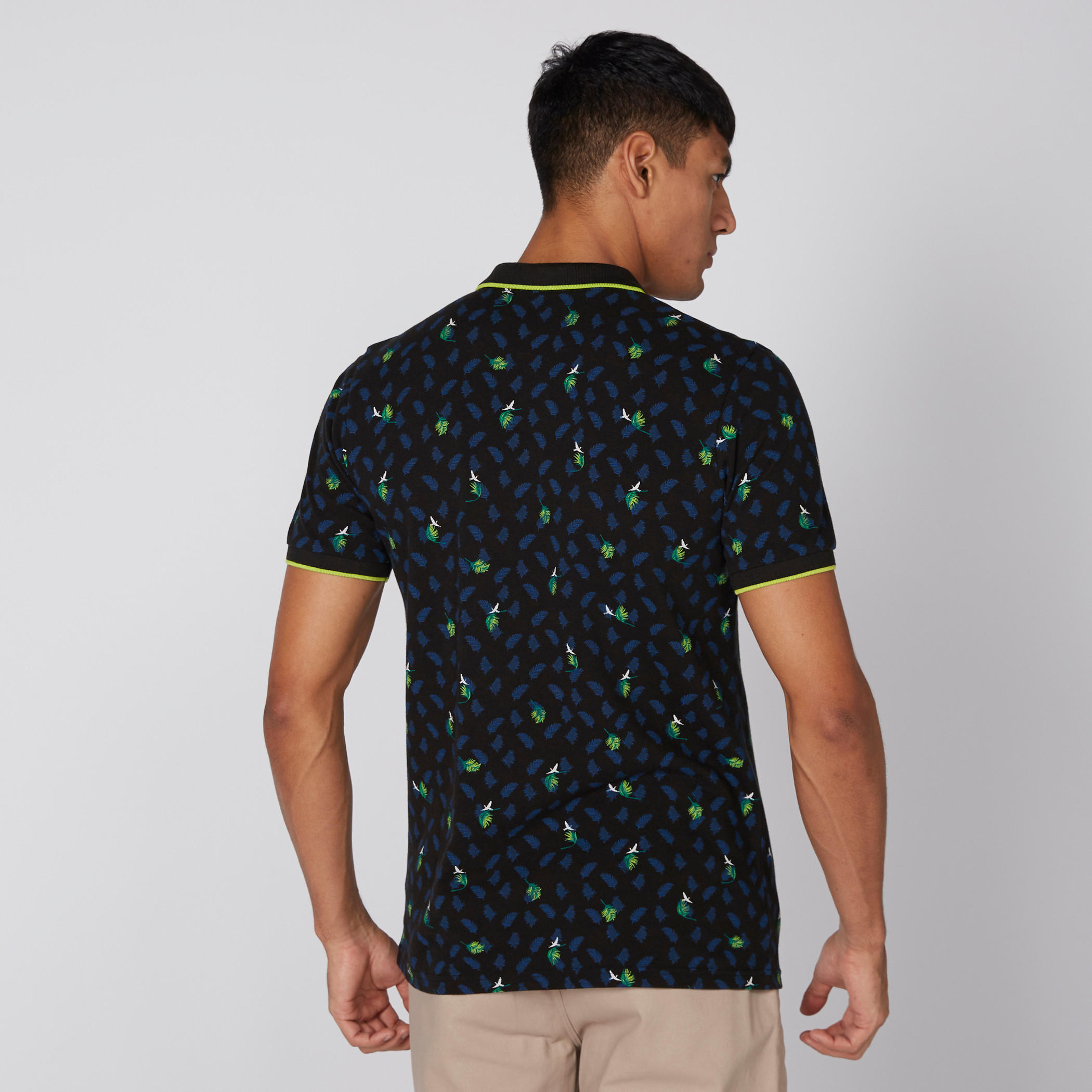 تيشيرت بياقة بولو وأكمام قصيرة وطبعات-men-clothing-tshirtsandpolos-polos-image-4