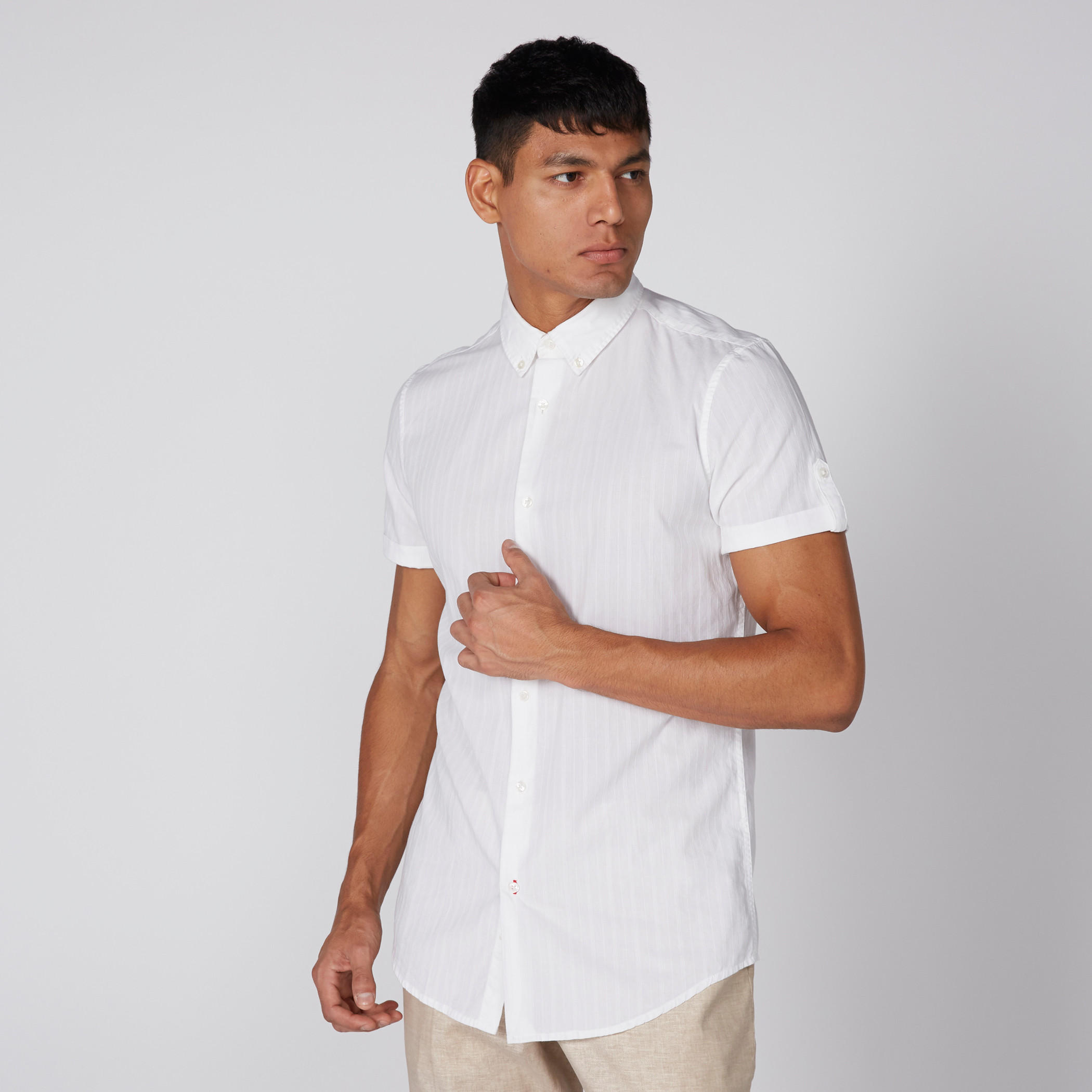 قميص بارز الملمس بأكمام قصيرة وأزرار-men-clothing-shirts-image-1
