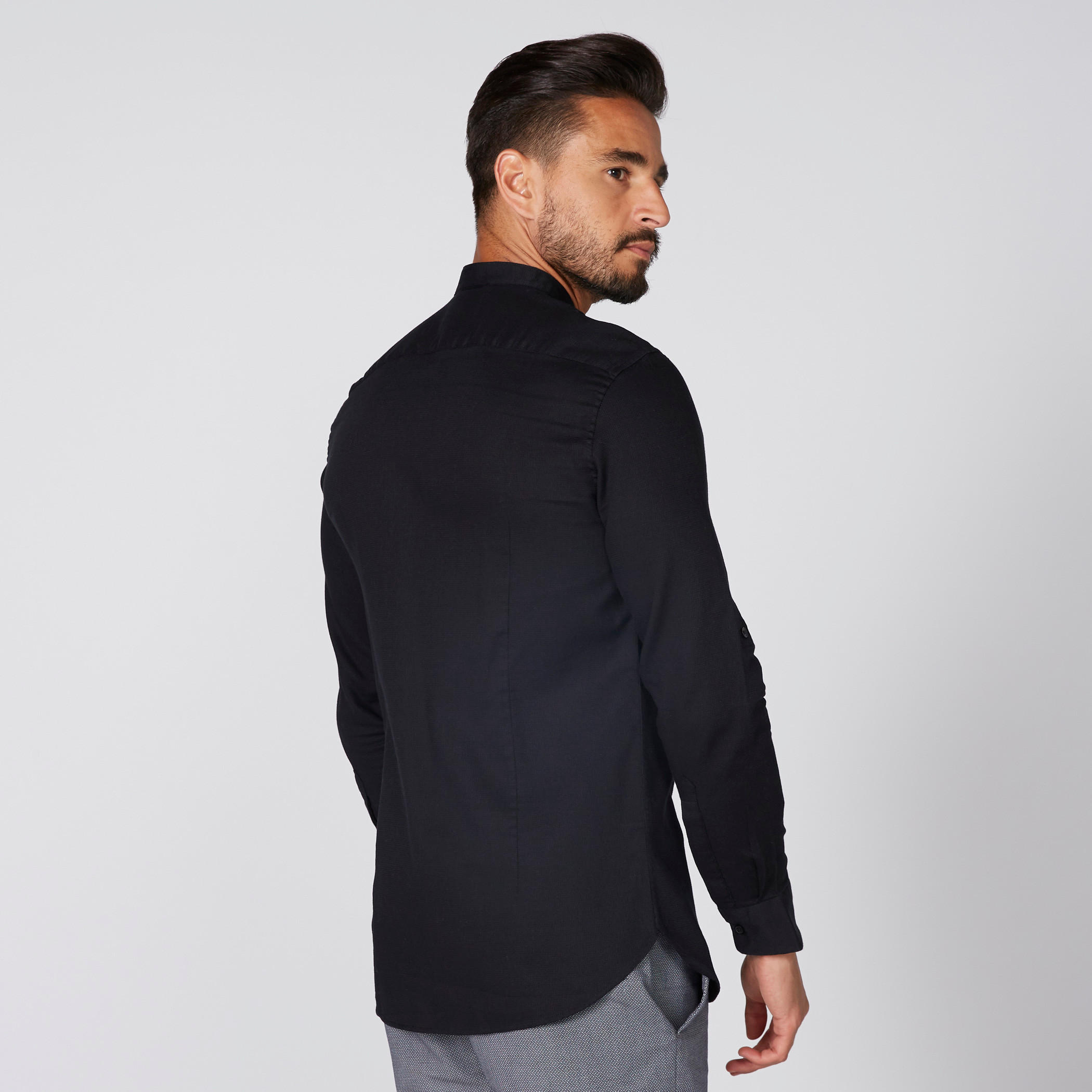قميص بأكمام طويلة وياقة ماندارين وأزرار-men-clothing-shirts-image-4