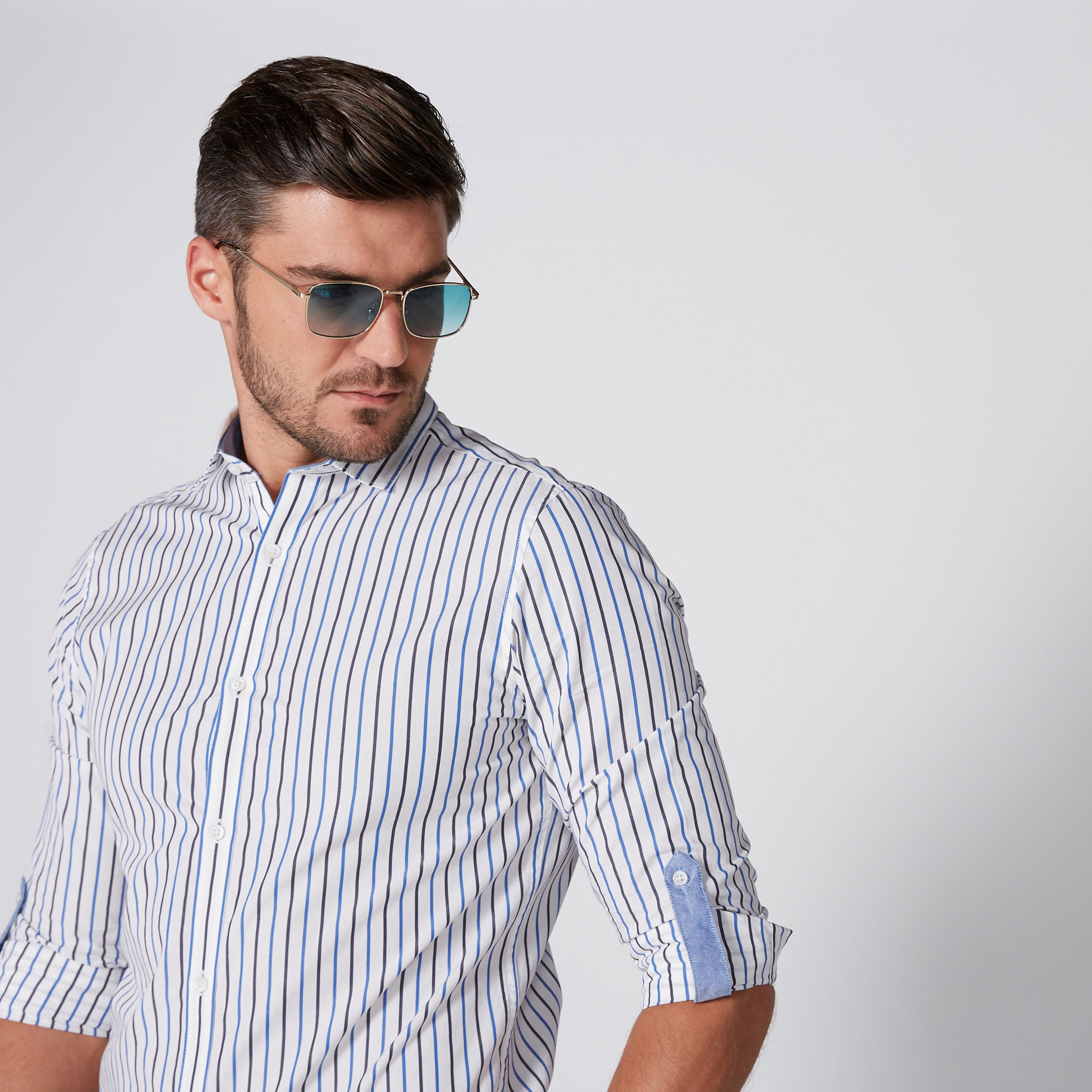 قميص مقلّم بأكمام طويلة وأزرار-men-clothing-shirts-image-1
