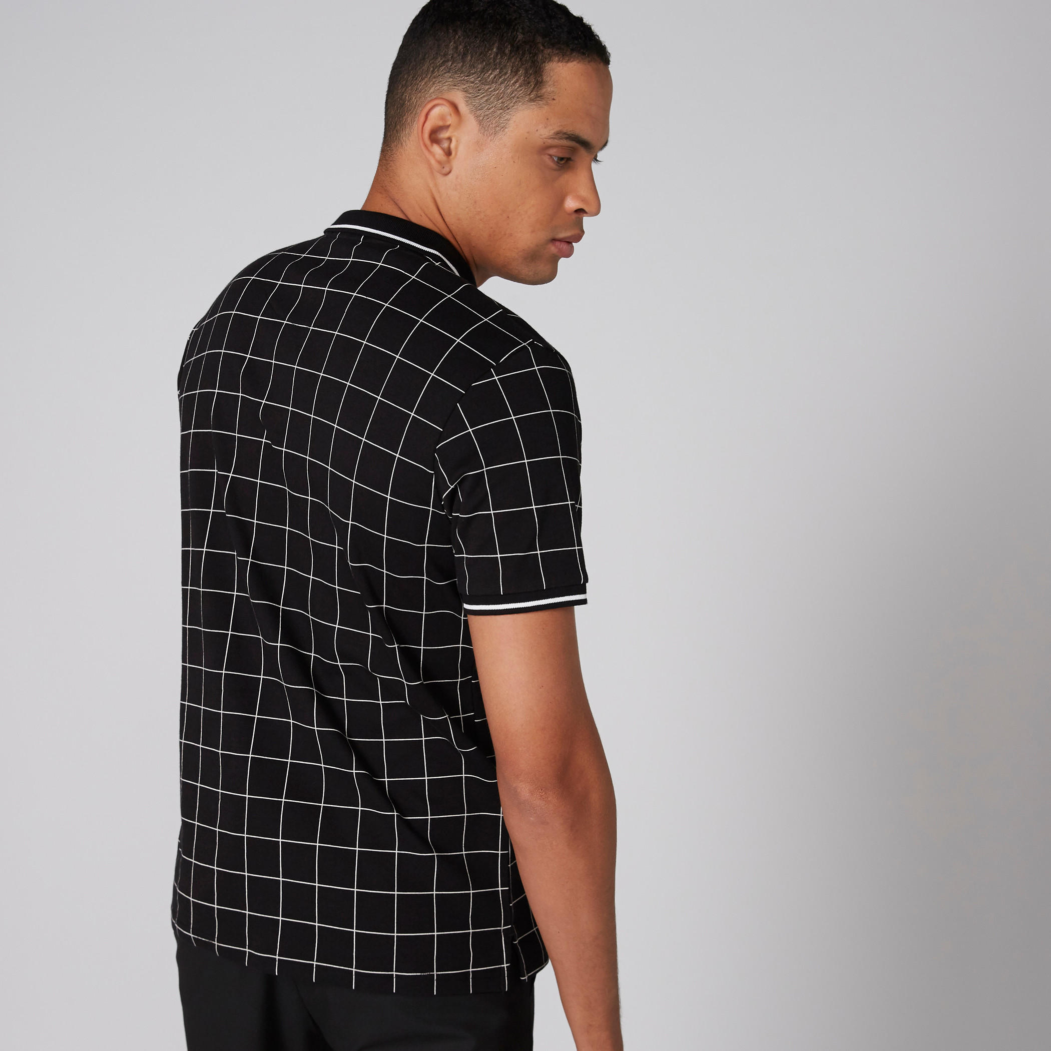 تيشيرت كاروهات بياقة بولو وأكمام قصيرة-men-clothing-tshirtsandpolos-polos-image-2