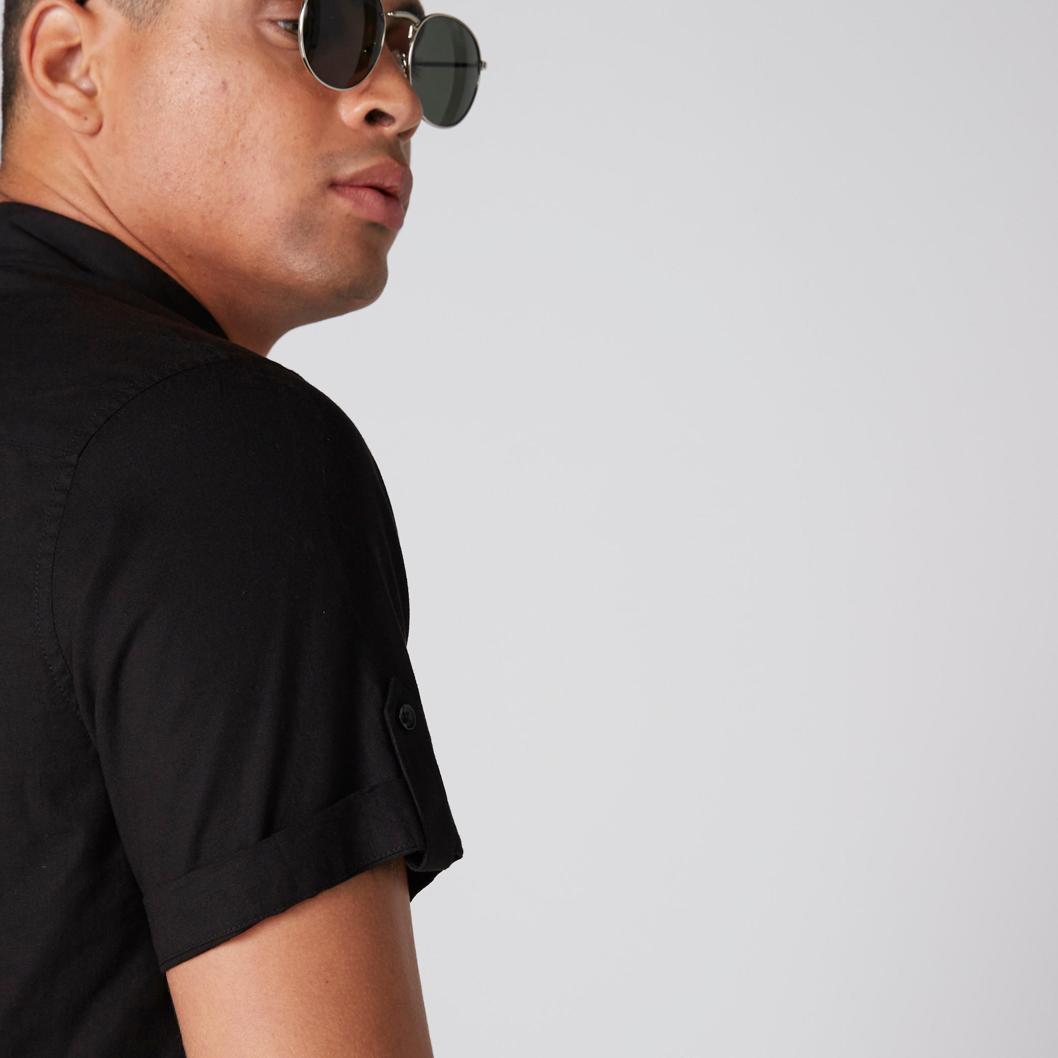 Short Sleeves Shirt with Complete Placket-men-clothing-shirts-image-4