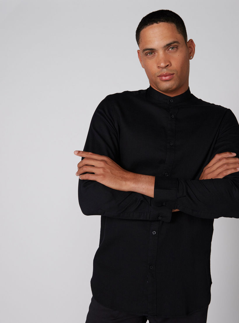 قميص بأكمام طويلة وياقة ماندارين وأزرار-men-clothing-shirts-image-4