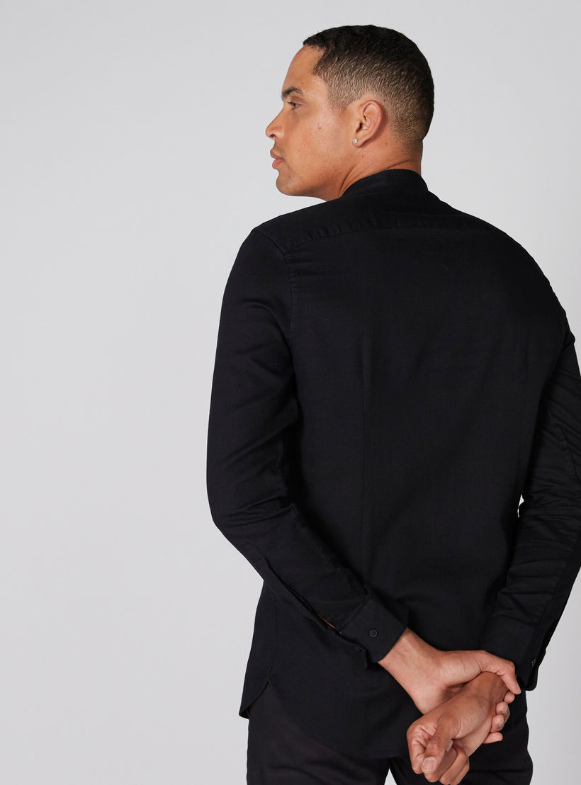 قميص بأكمام طويلة وياقة ماندارين وأزرار-men-clothing-shirts-image-3