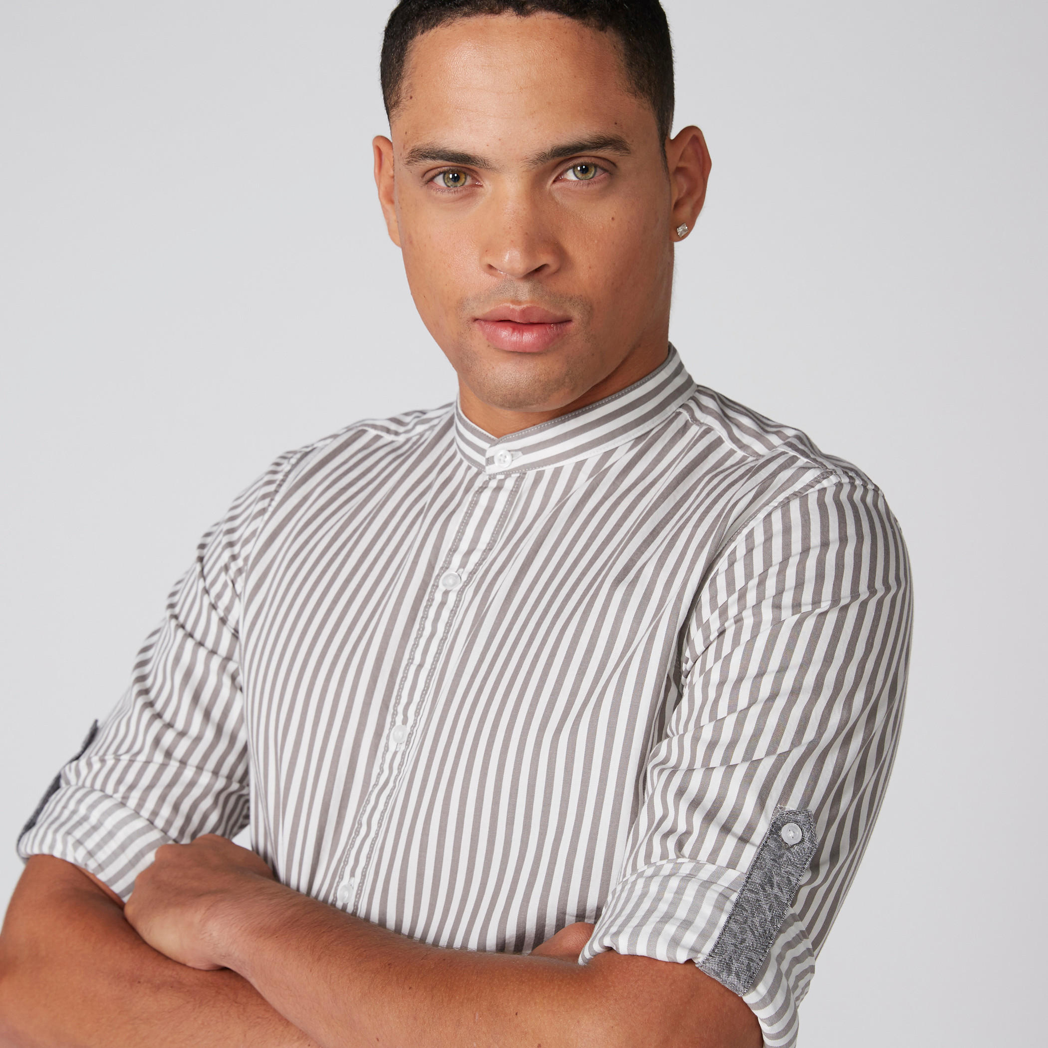 قميص مقلّم بأكمام طويلة وأزرار-men-clothing-shirts-image-1