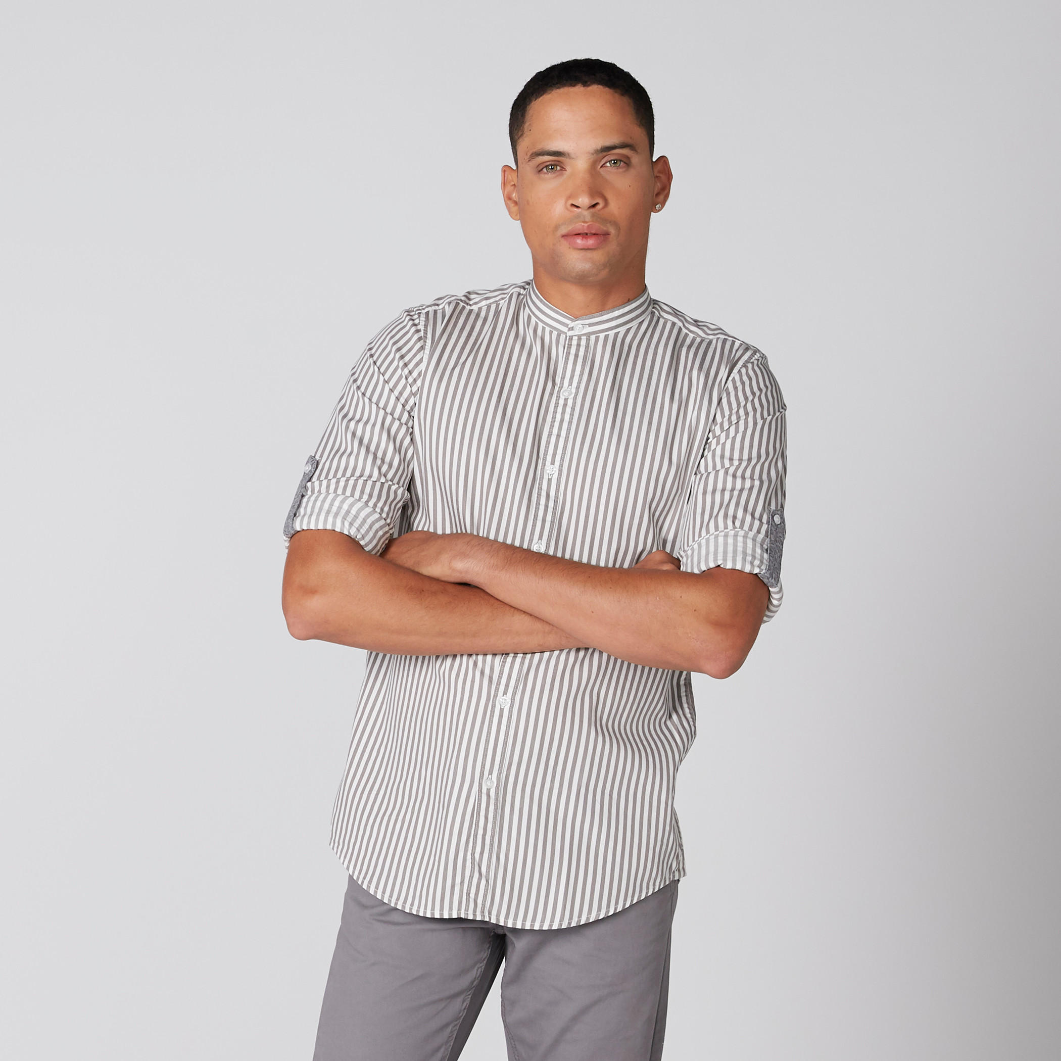 قميص مقلّم بأكمام طويلة وأزرار-men-clothing-shirts-image-4