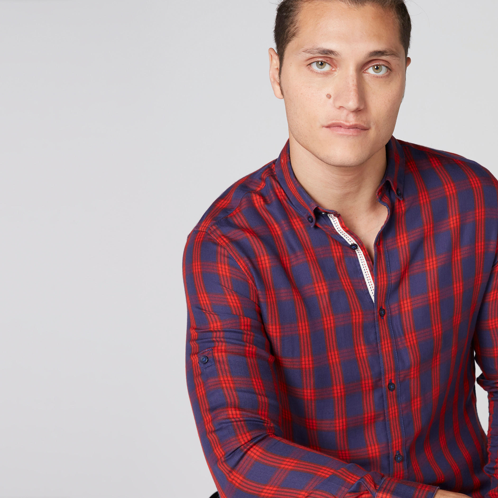 قميص كاروهات بأكمام طويلة وأزرار-men-clothing-shirts-image-4