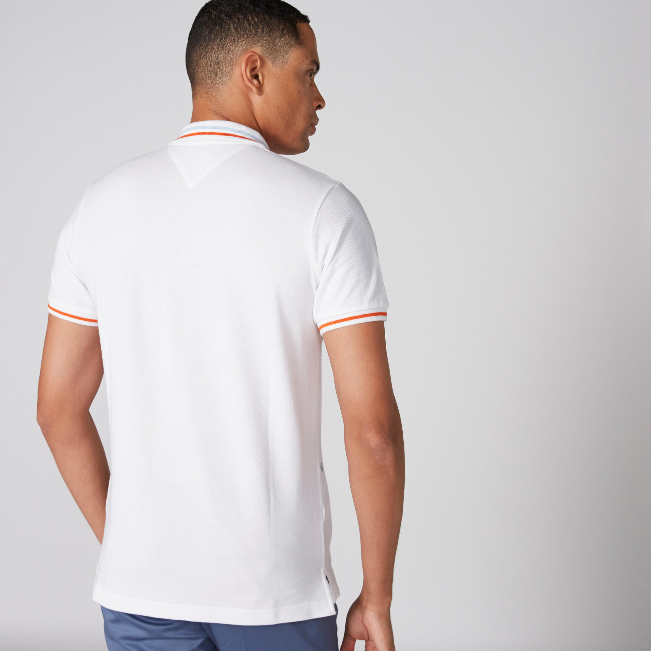 تيشيرت مطرّز بياقة بولو وأكمام قصيرة-men-clothing-tshirtsandpolos-polos-image-2
