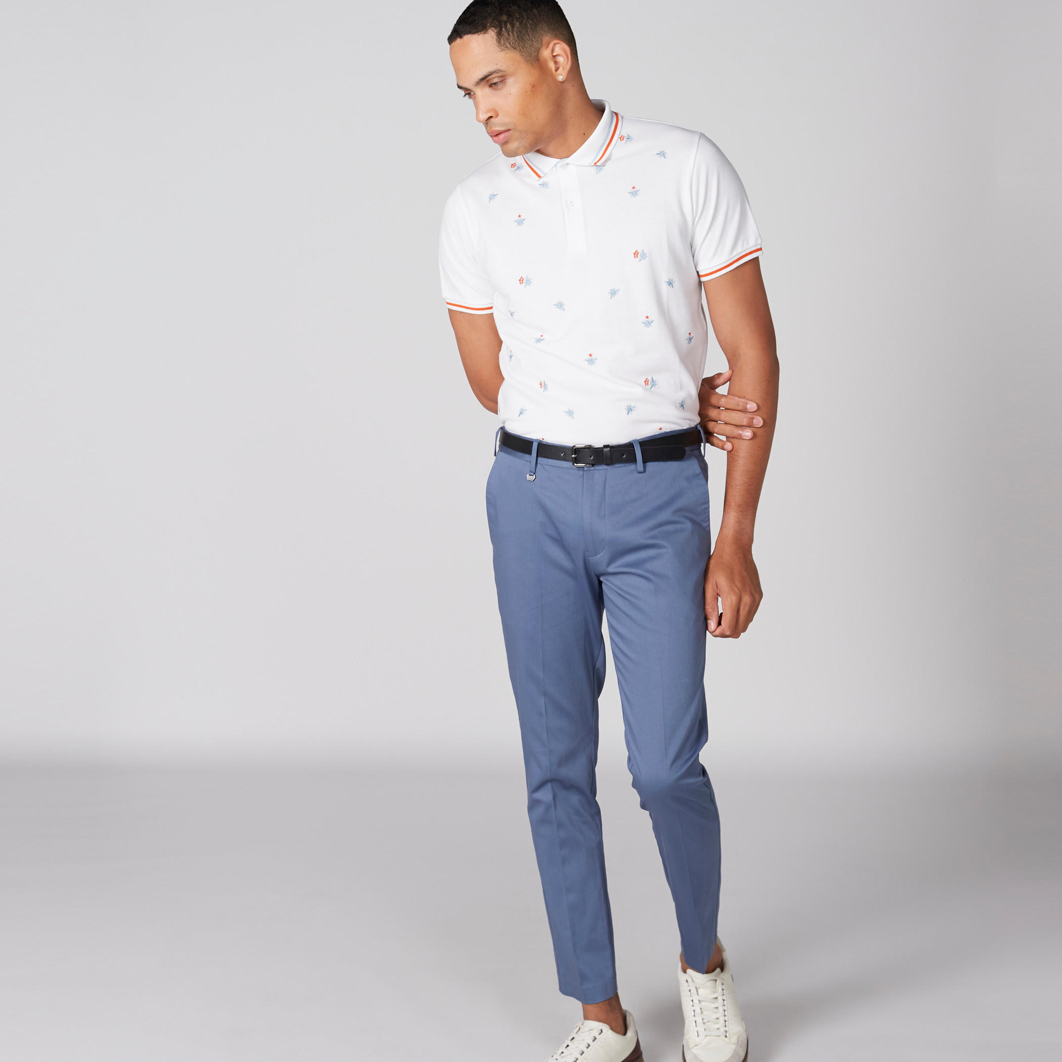 تيشيرت مطرّز بياقة بولو وأكمام قصيرة-men-clothing-tshirtsandpolos-polos-image-3