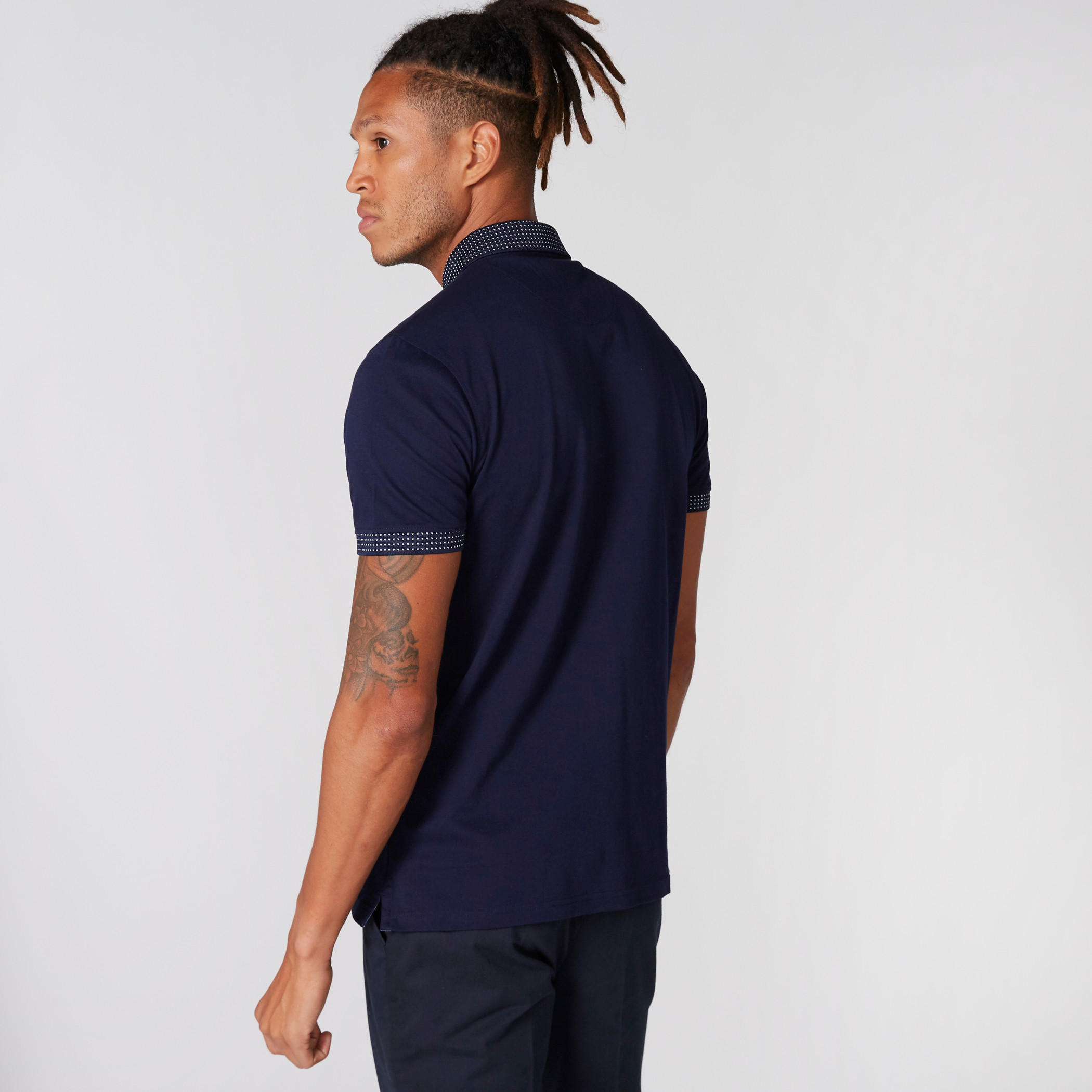 تيشيرت بياقة بولو وأكمام قصيرة-men-clothing-tshirtsandpolos-polos-image-2