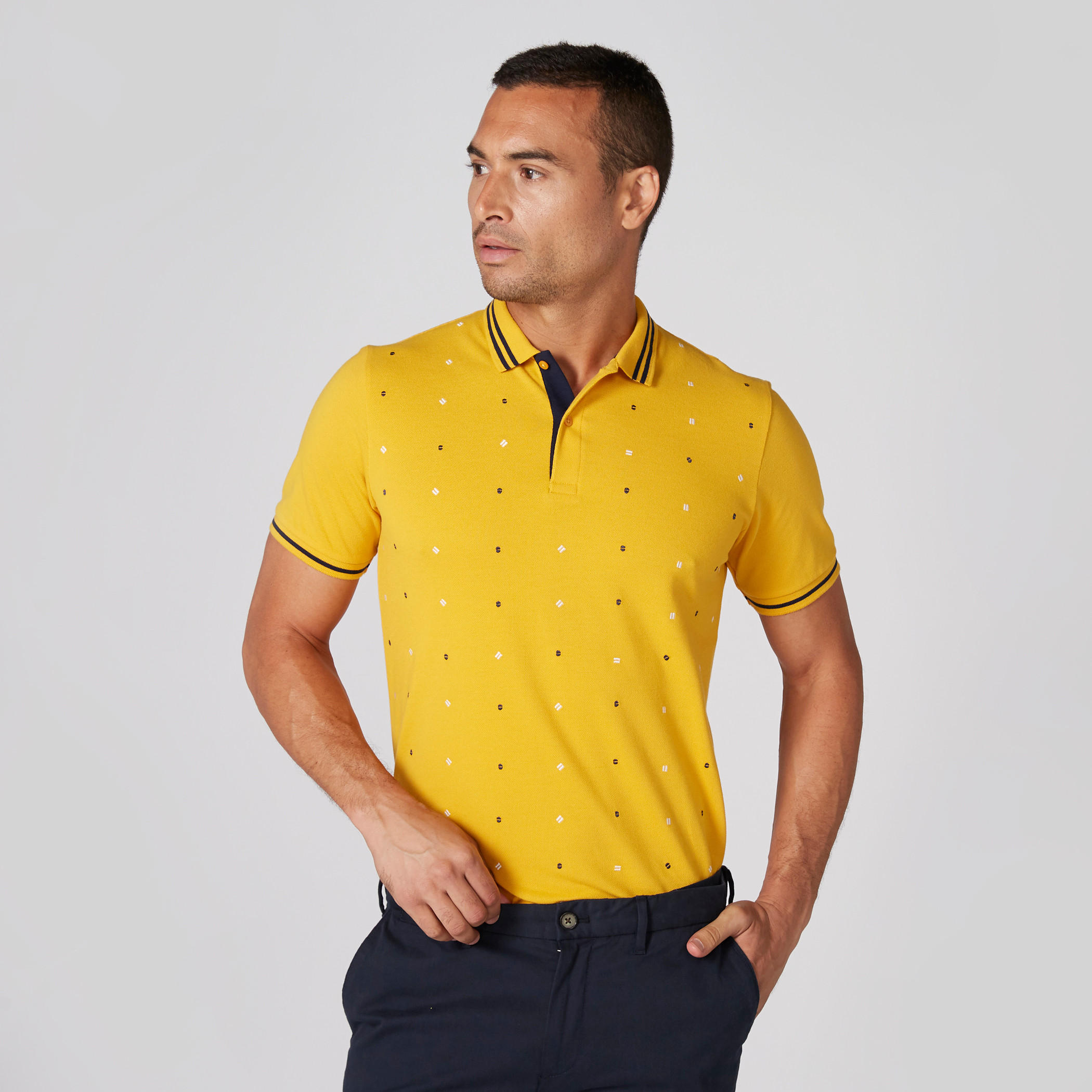 تيشيرت مطرّز بياقة بولو وأكمام قصيرة-men-clothing-tshirtsandpolos-polos-image-1