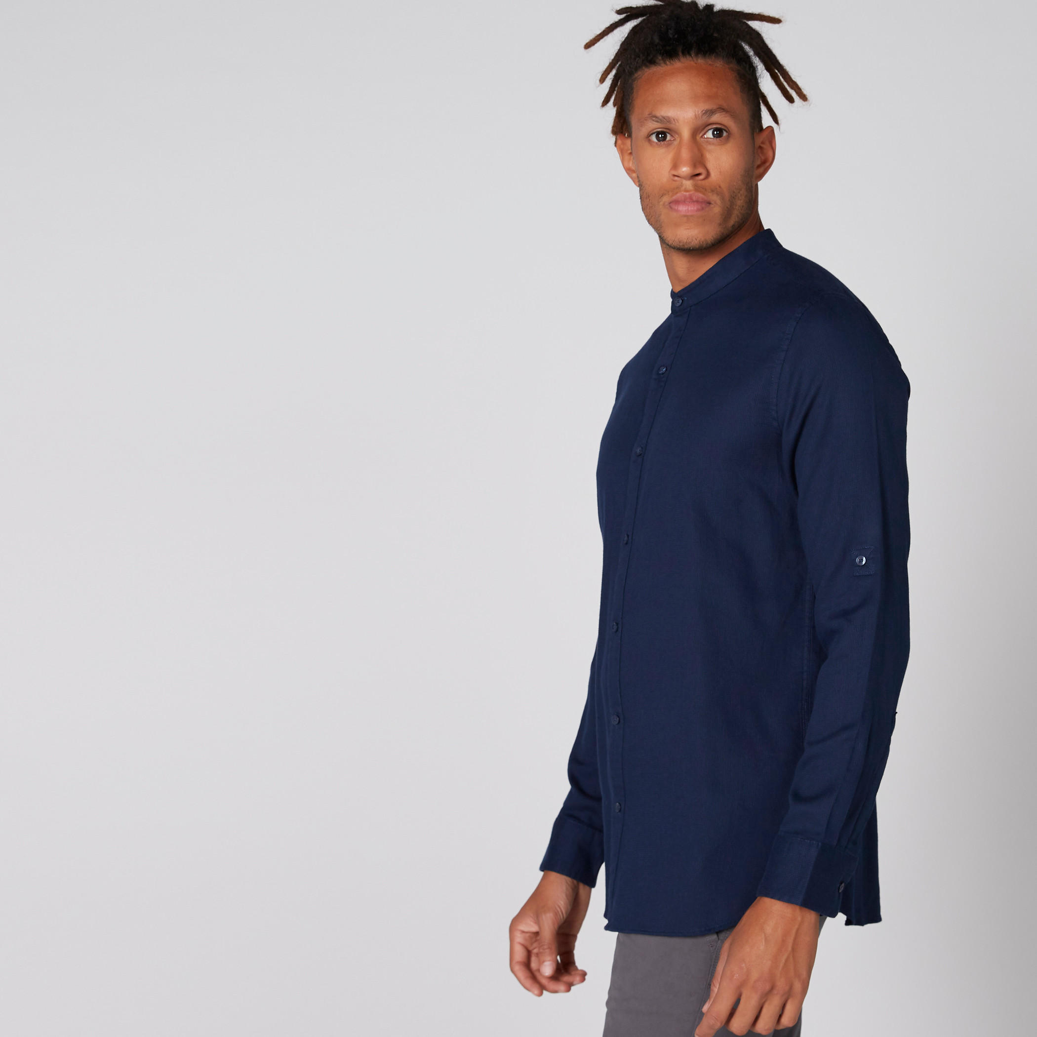 قميص بأكمام طويلة وأزرار وياقة ماندارين-men-clothing-shirts-image-1