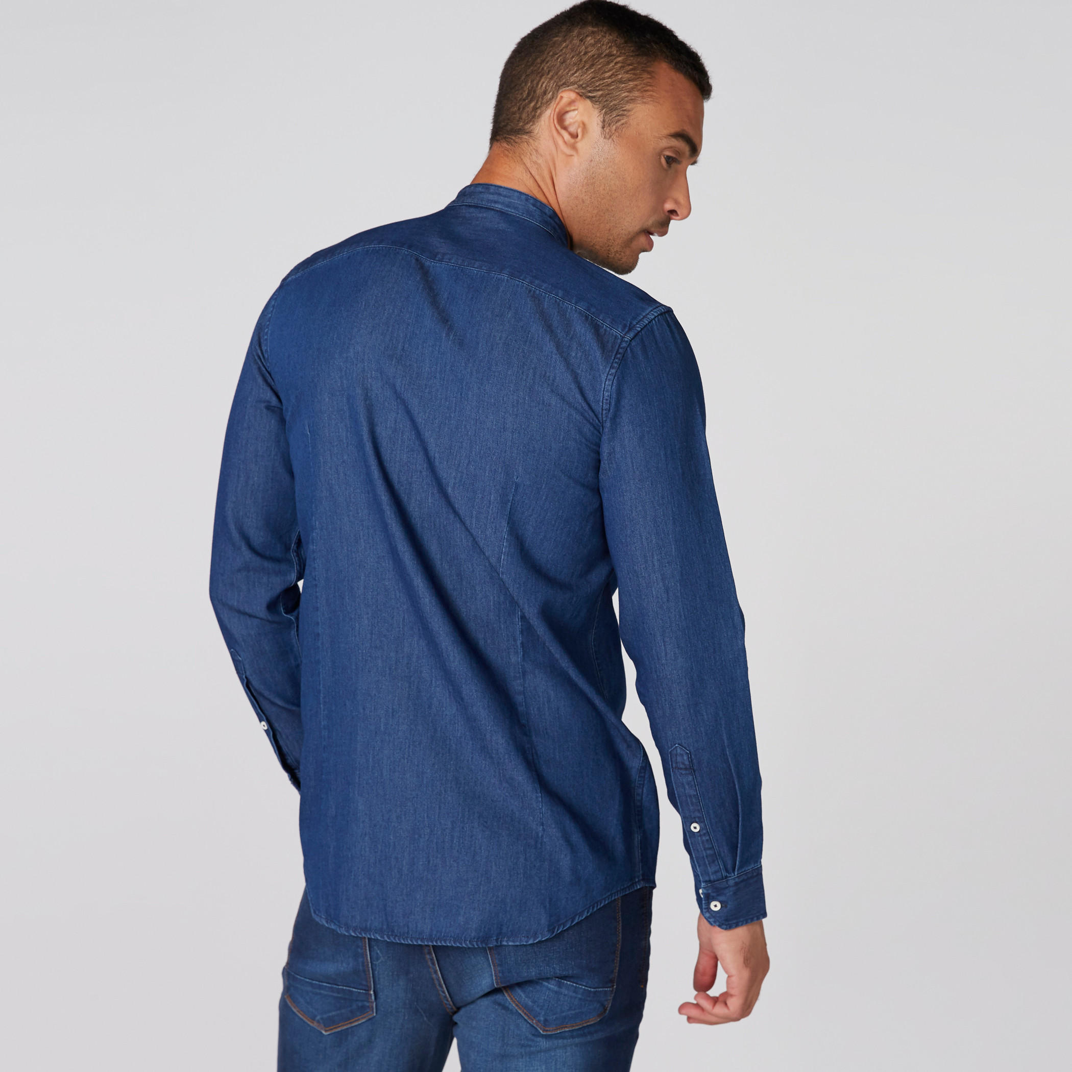 قميص بأكمام طويلة وياقة ماندارين وأزرار-men-clothing-shirts-image-2