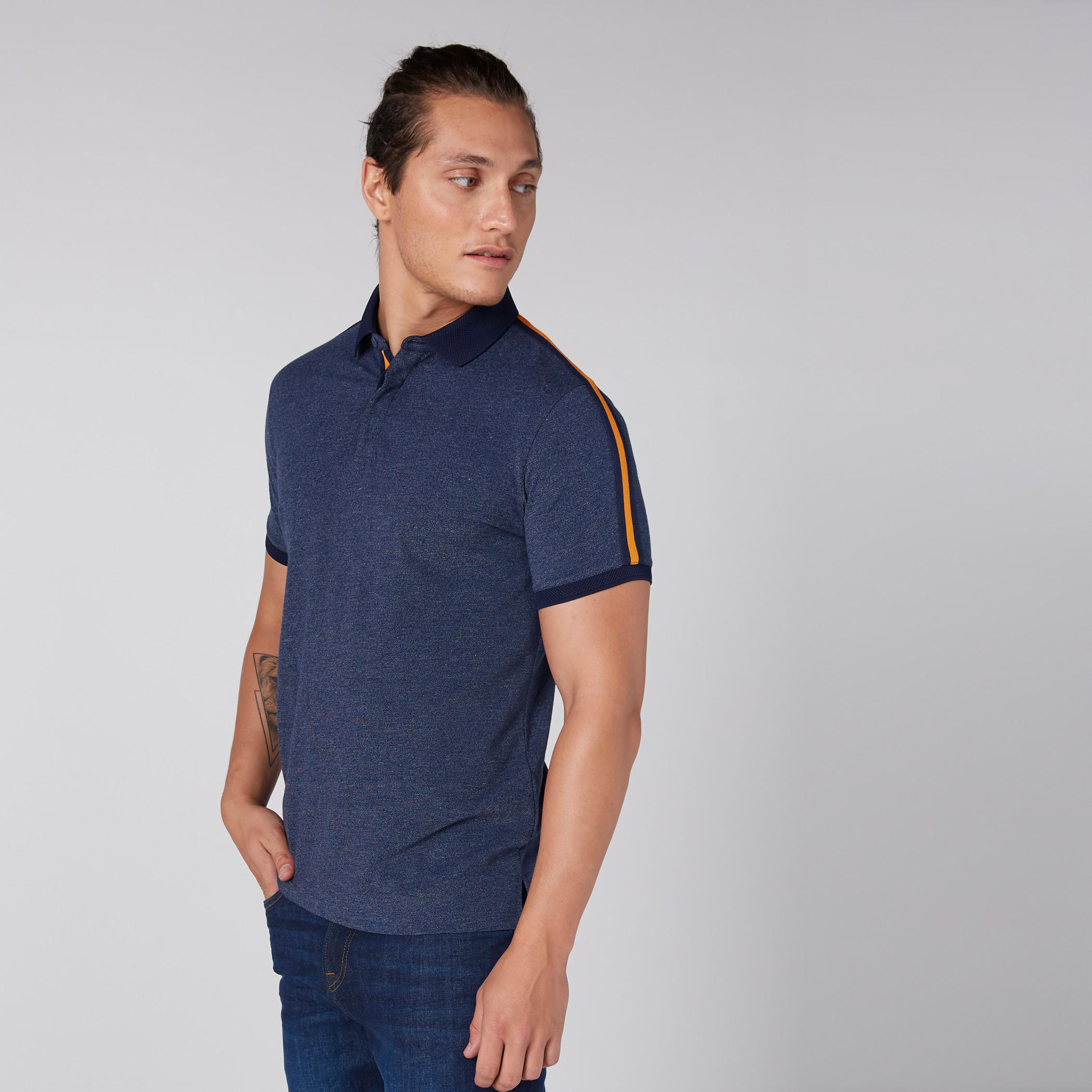 تيشيرت بياقة بولو وأكمام قصيرة-men-clothing-tshirtsandpolos-polos-image-2
