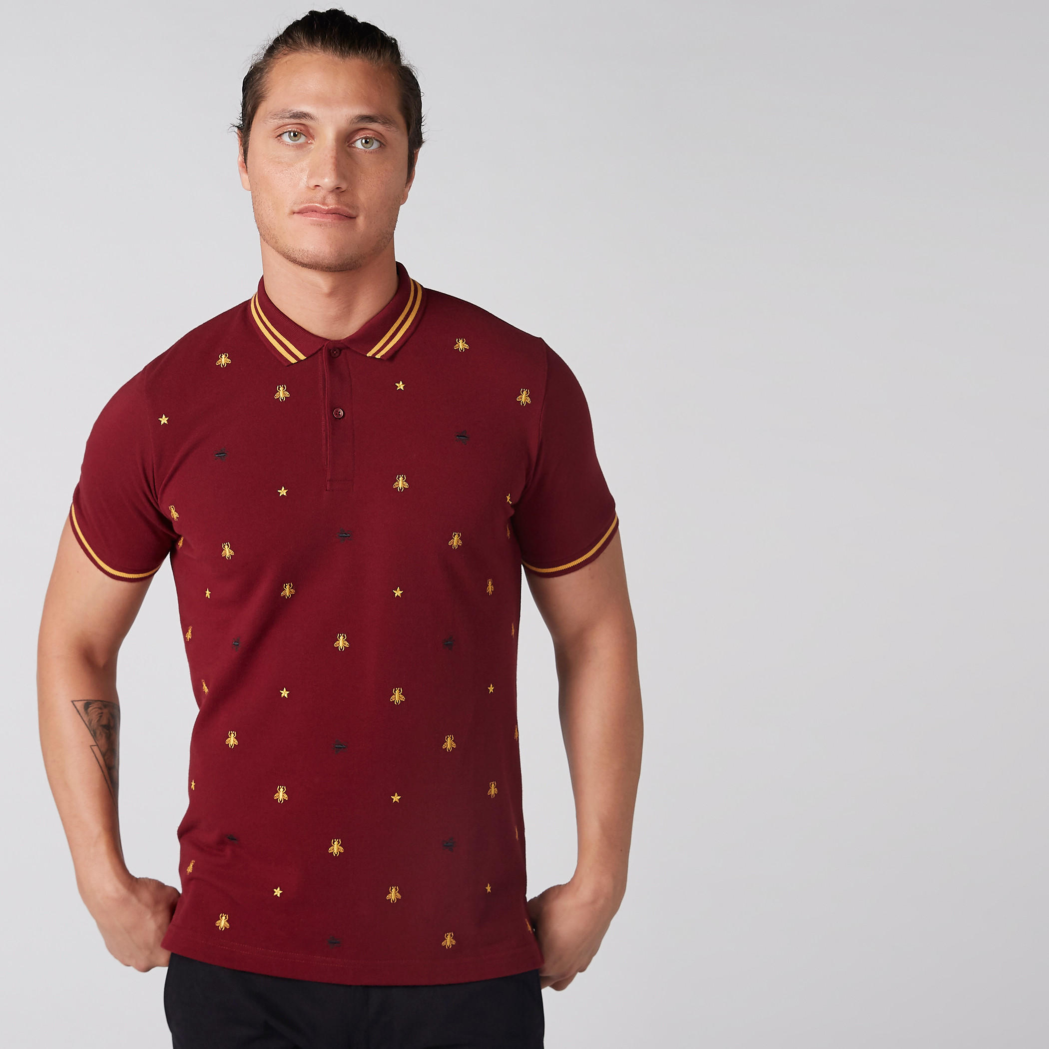 تيشيرت مطرّز بياقة بولو وأكمام قصيرة-men-clothing-tshirtsandpolos-polos-image-1