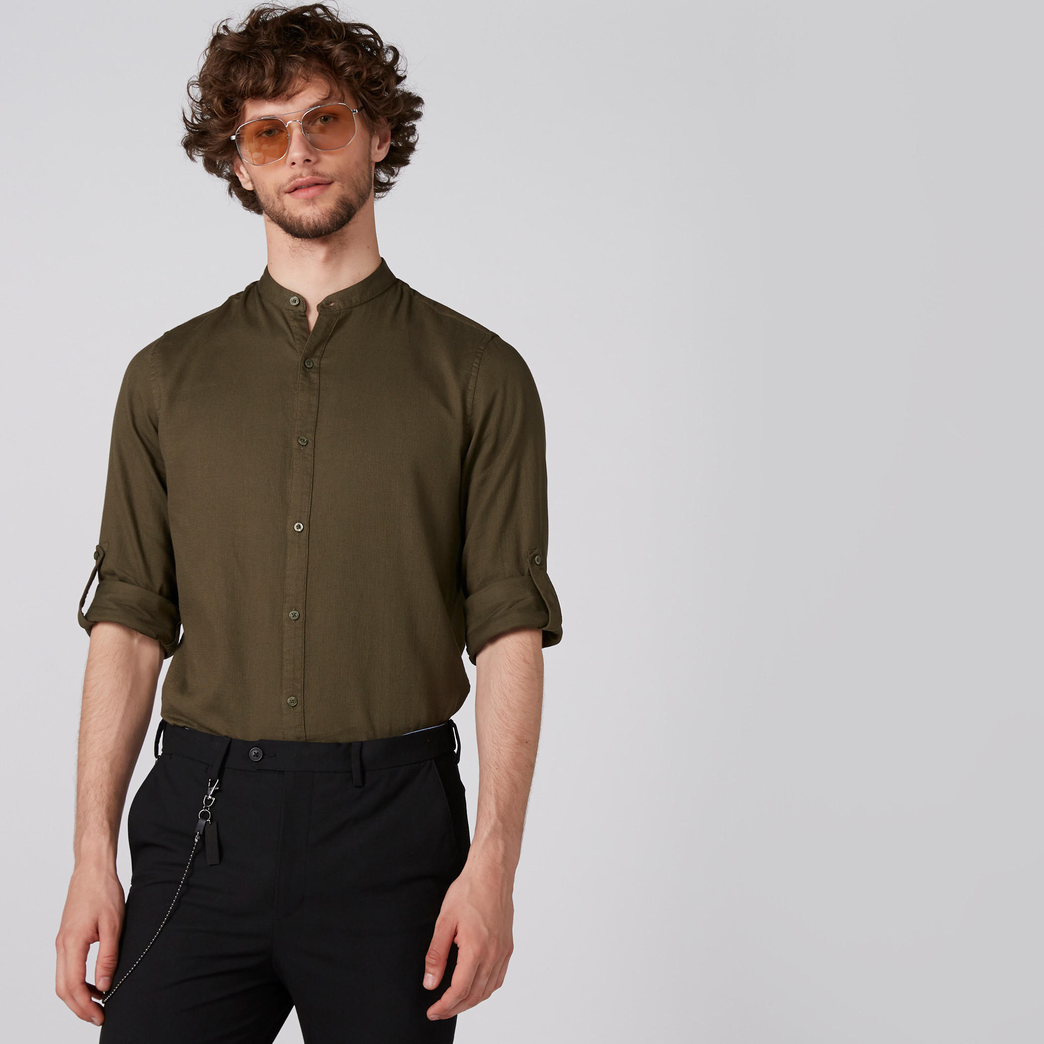 قميص بأكمام طويلة وياقة ماندارين وأزرار-men-clothing-shirts-image-5