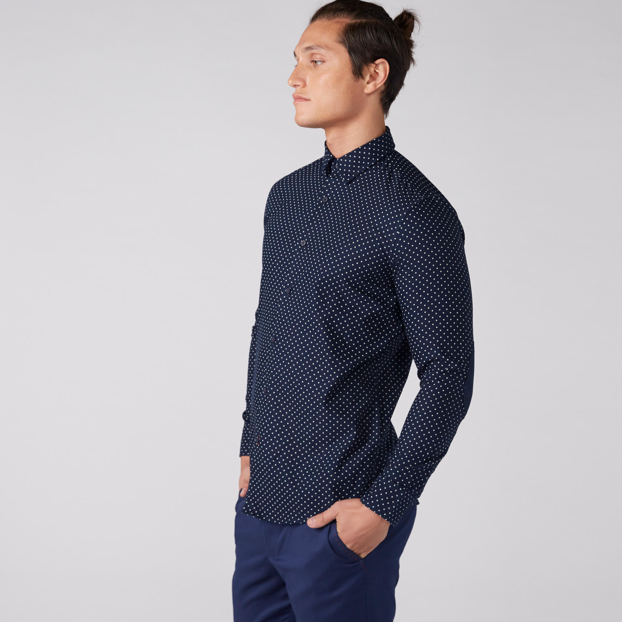 قميص بأكمام طويلة وطبعات وأزرار ورقعة عند المرفق-men-clothing-shirts-image-3