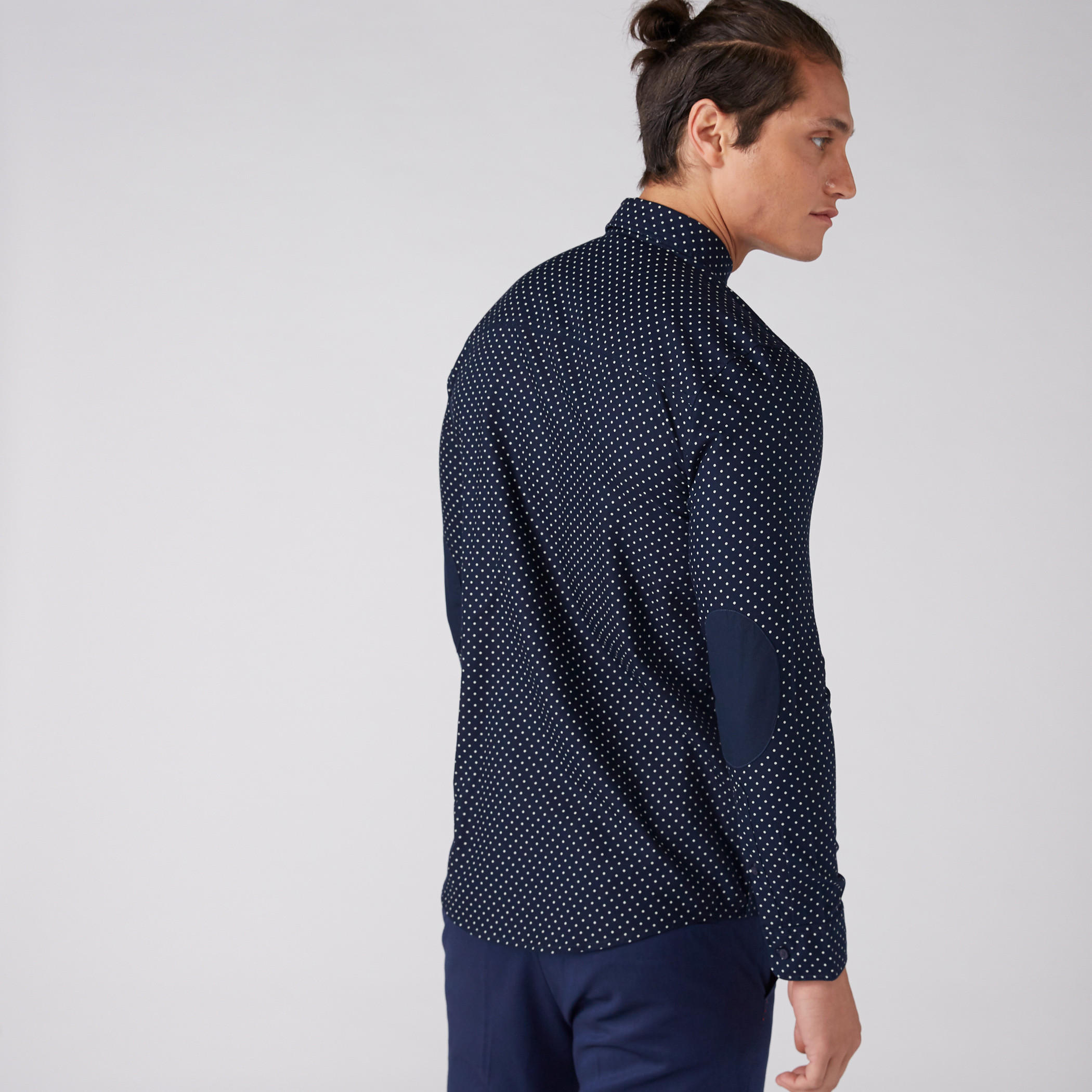 قميص بأكمام طويلة وطبعات وأزرار ورقعة عند المرفق-men-clothing-shirts-image-2