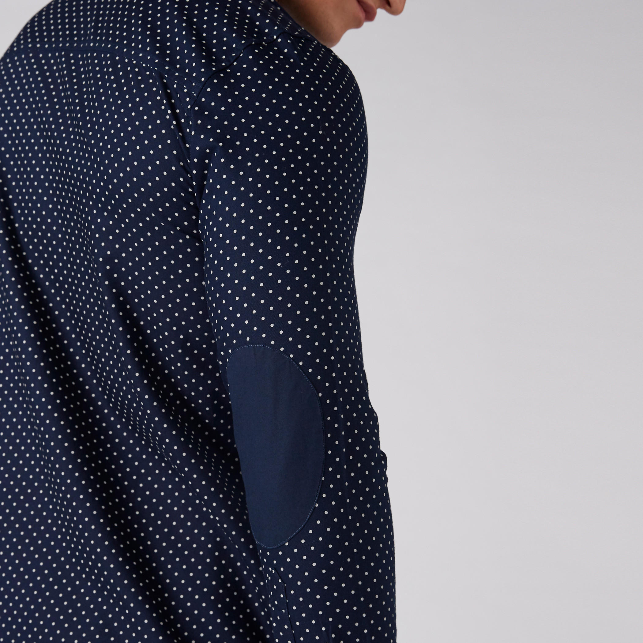قميص بأكمام طويلة وطبعات وأزرار ورقعة عند المرفق-men-clothing-shirts-image-1