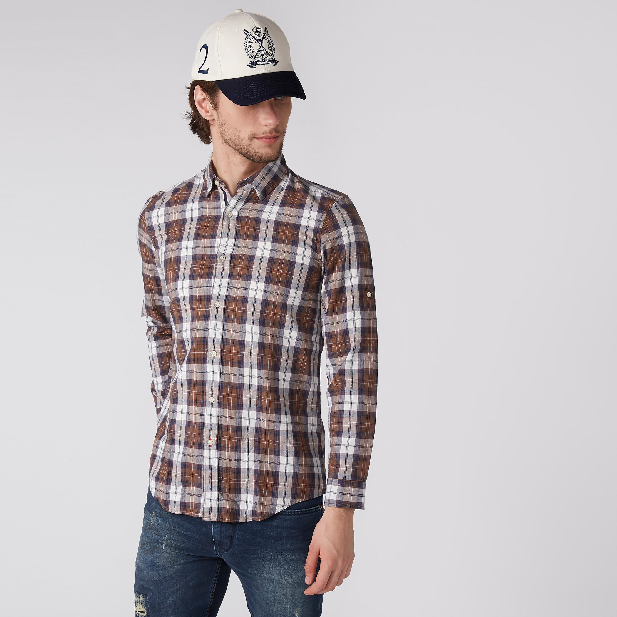 قميص كاروهات بأكمام طويلة وأزرار-men-clothing-shirts-image-1