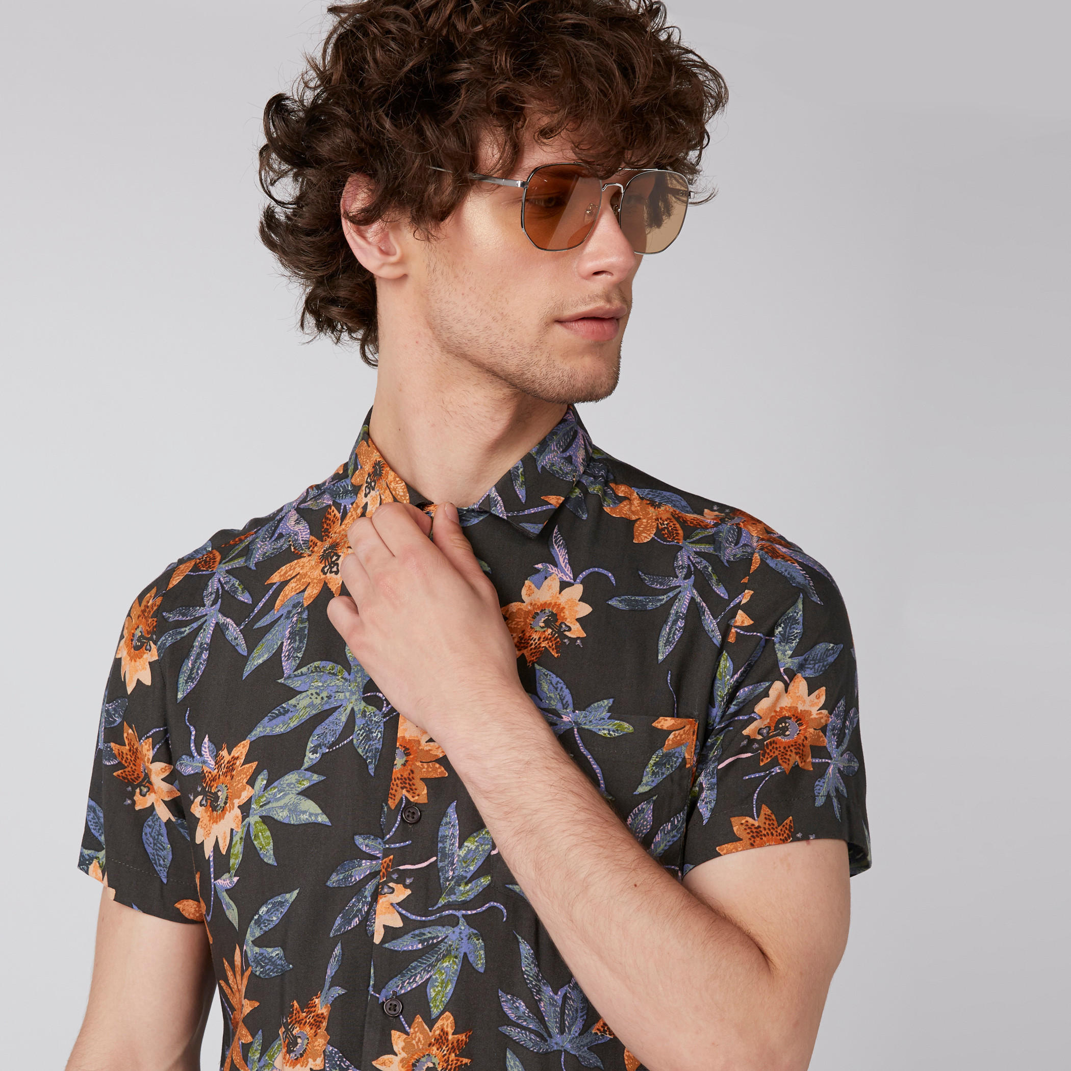 Floral Printed Shirt with Short Sleeves and Complete Placket-men-clothing-shirts-image-3