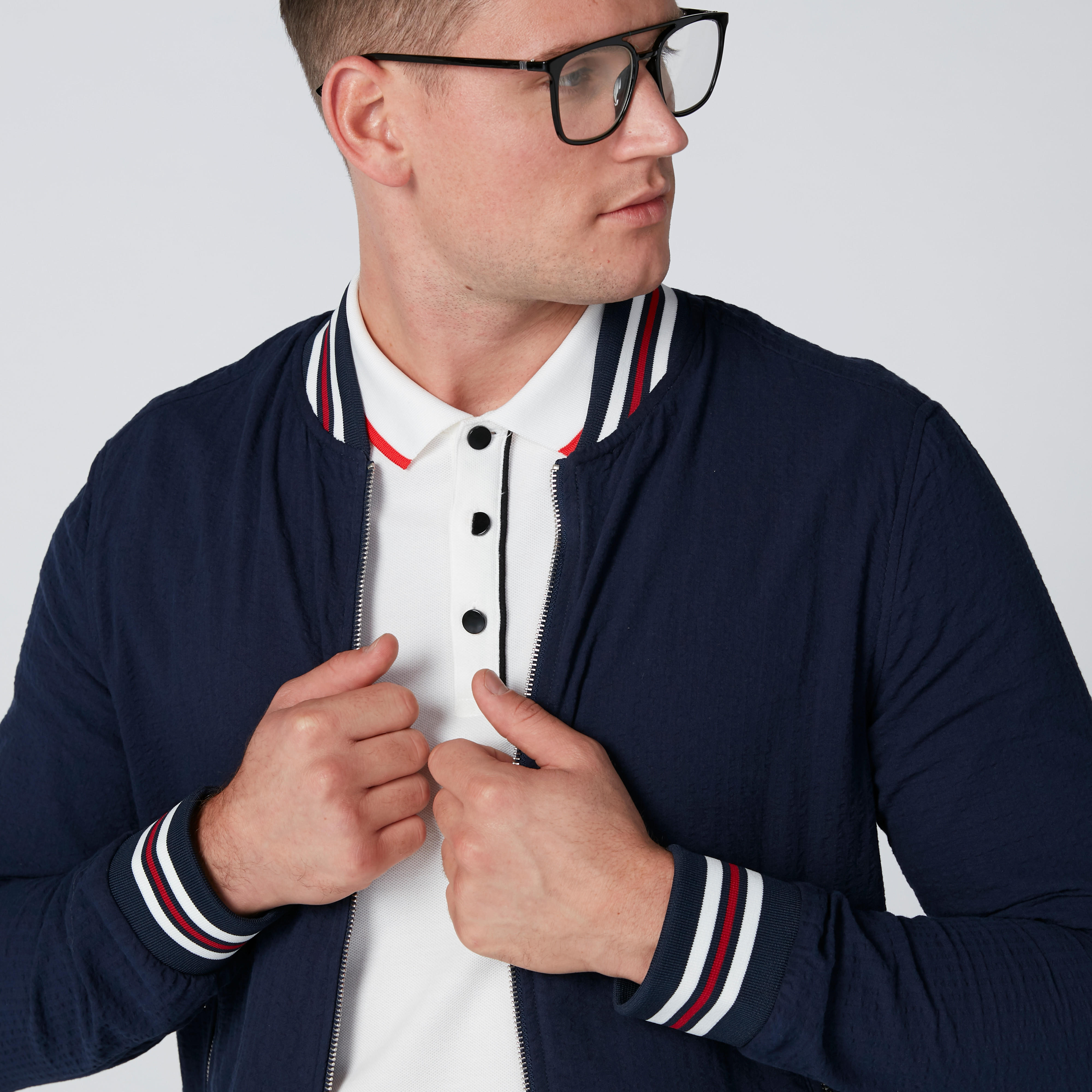 جاكيت بومبر مستدامة بأكمام طويلة وجيوب -men-clothing-jacketsandblazers-jackets-image-4