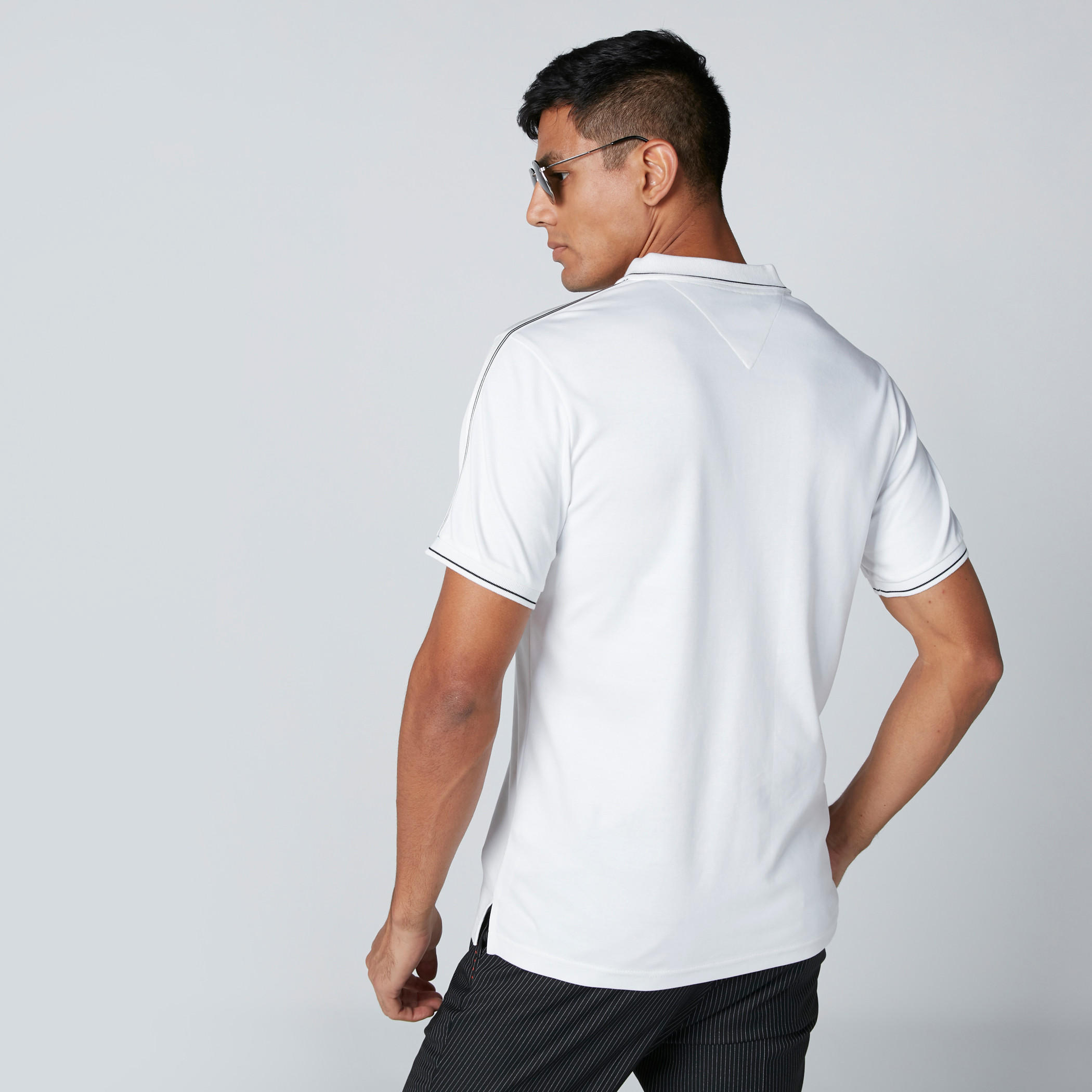 تيشيرت بياقة بولو وأكمام قصيرة-men-clothing-tshirtsandpolos-polos-image-2