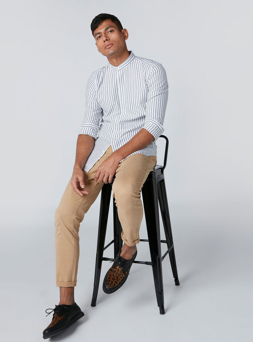 قميص مقلّم بياقة ماندارين وأكمام طويلة-men-clothing-shirts-image-3