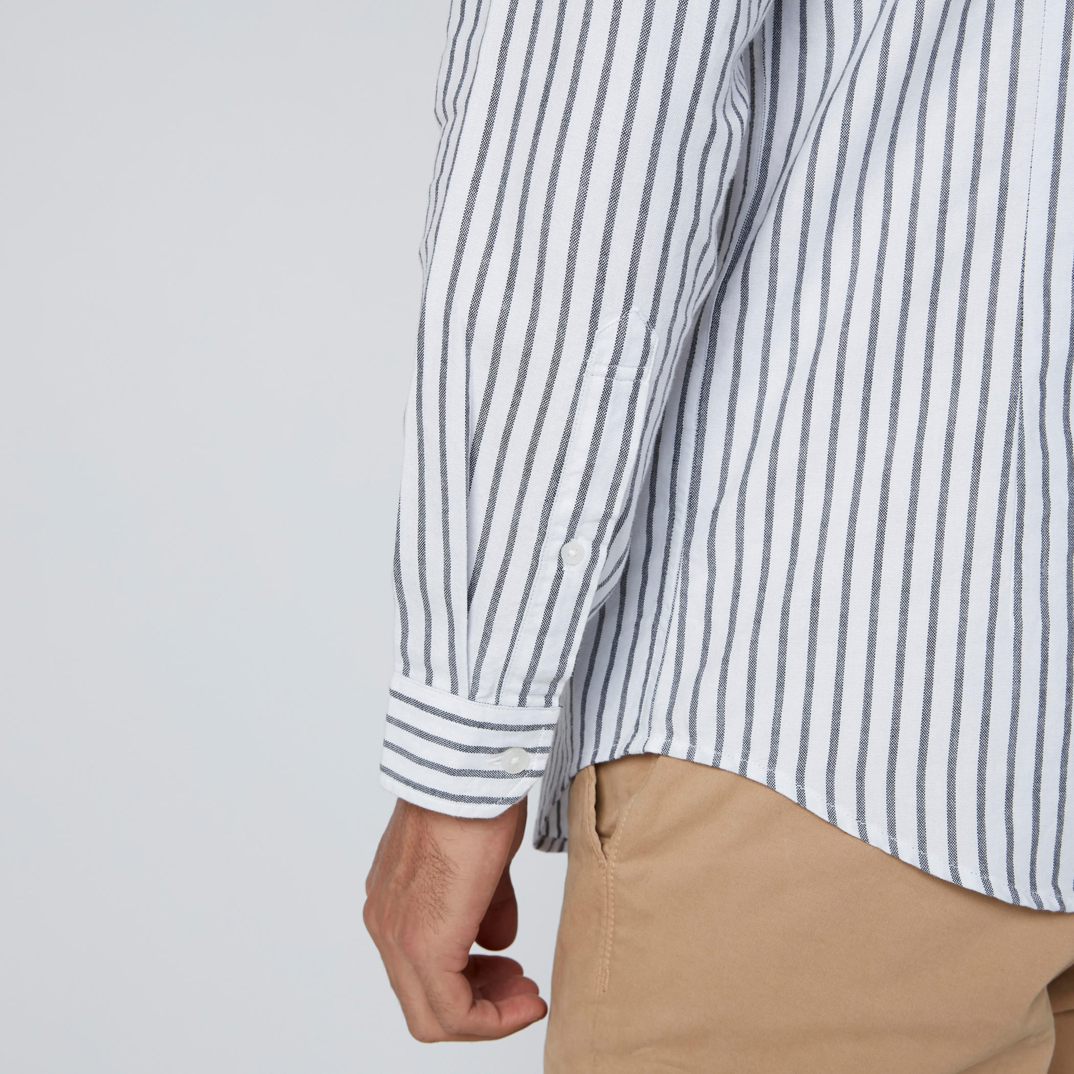 قميص مقلّم بياقة ماندارين وأكمام طويلة-men-clothing-shirts-image-4