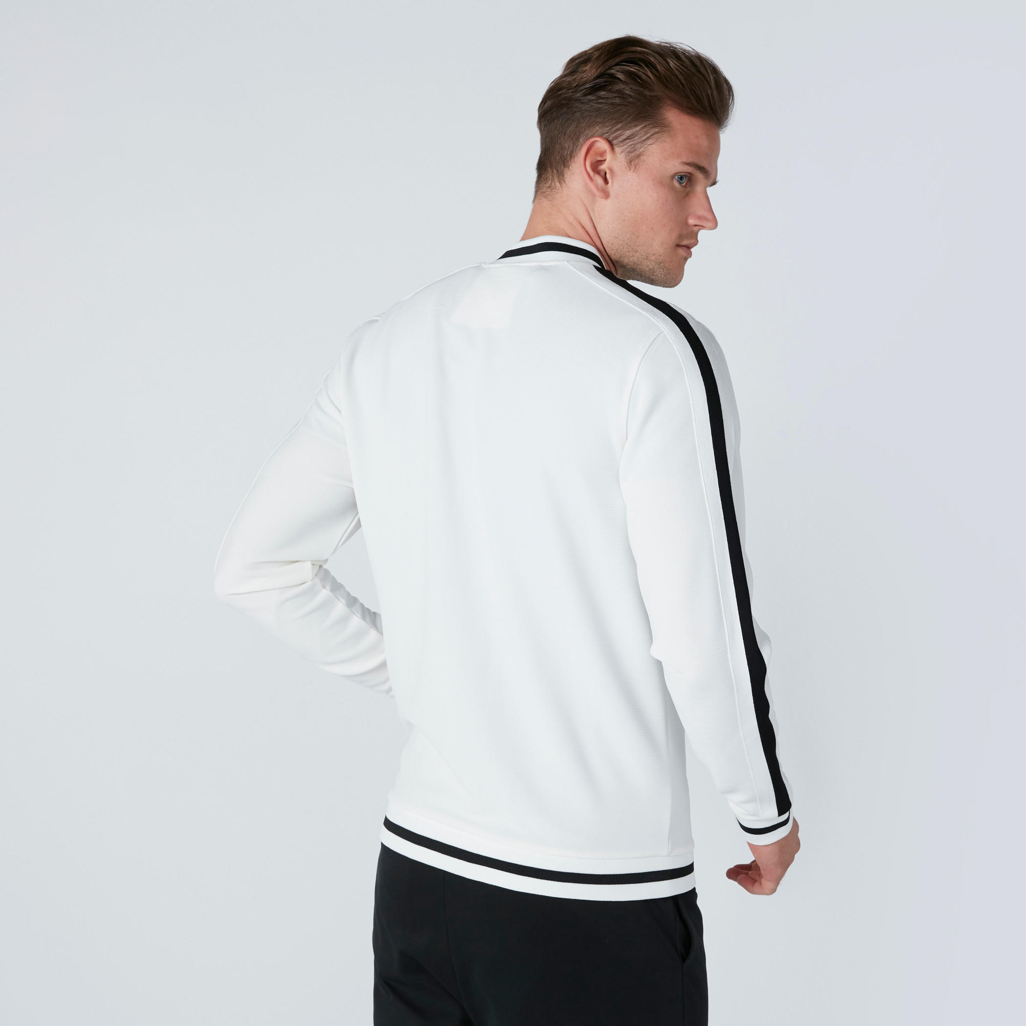 جاكيت بومبر بأكمام طويلة وسحّاب إغلاق-men-clothing-jacketsandblazers-jackets-image-2
