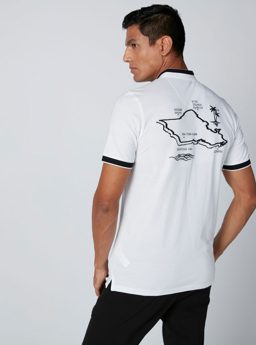 تيشيرت مطرز بياقة ماندارين وأكمام قصيرة وطبعات-men-clothing-tshirtsandpolos-polos-image-2