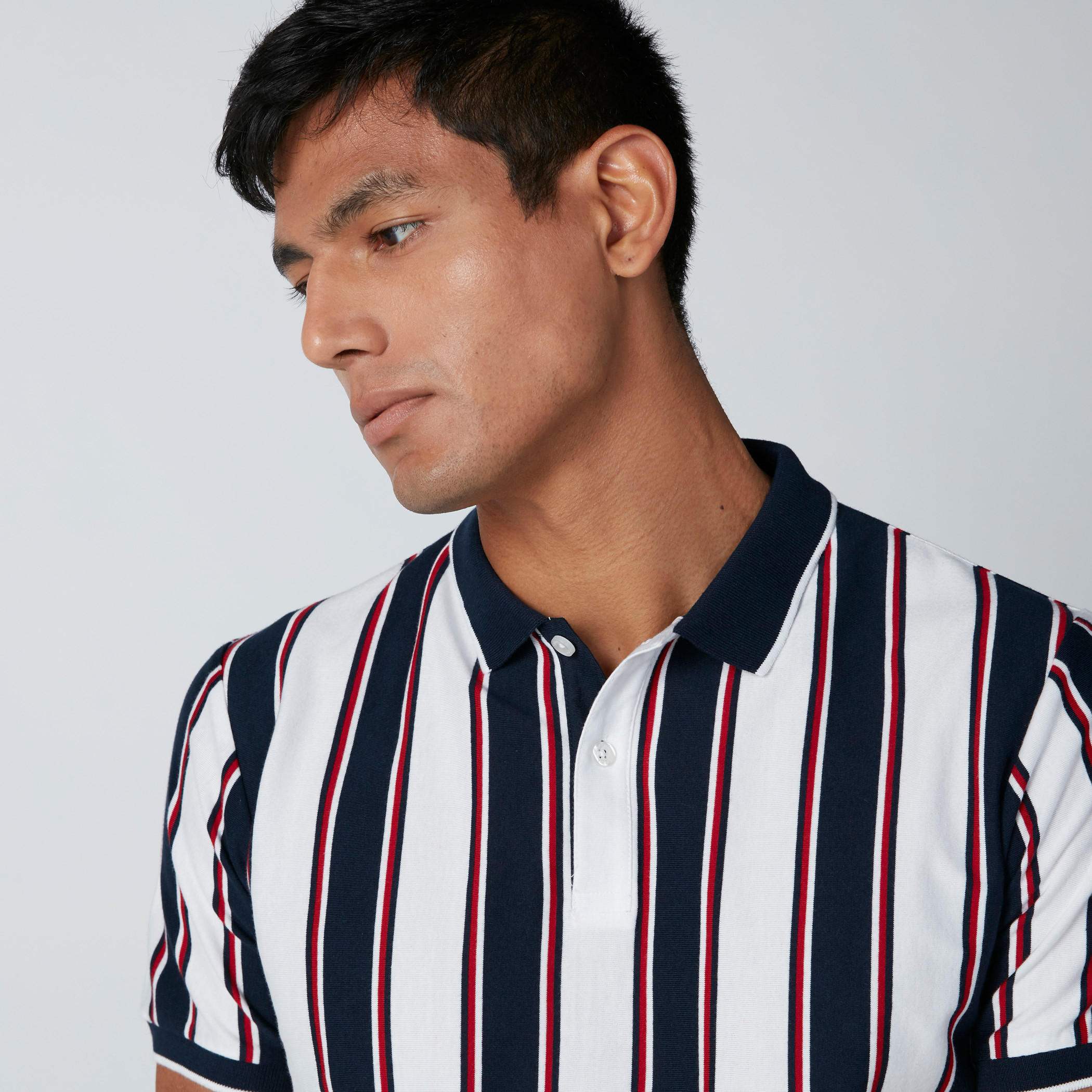 تيشيرت مقلّم بياقة بولو-men-clothing-tshirtsandpolos-polos-image-4