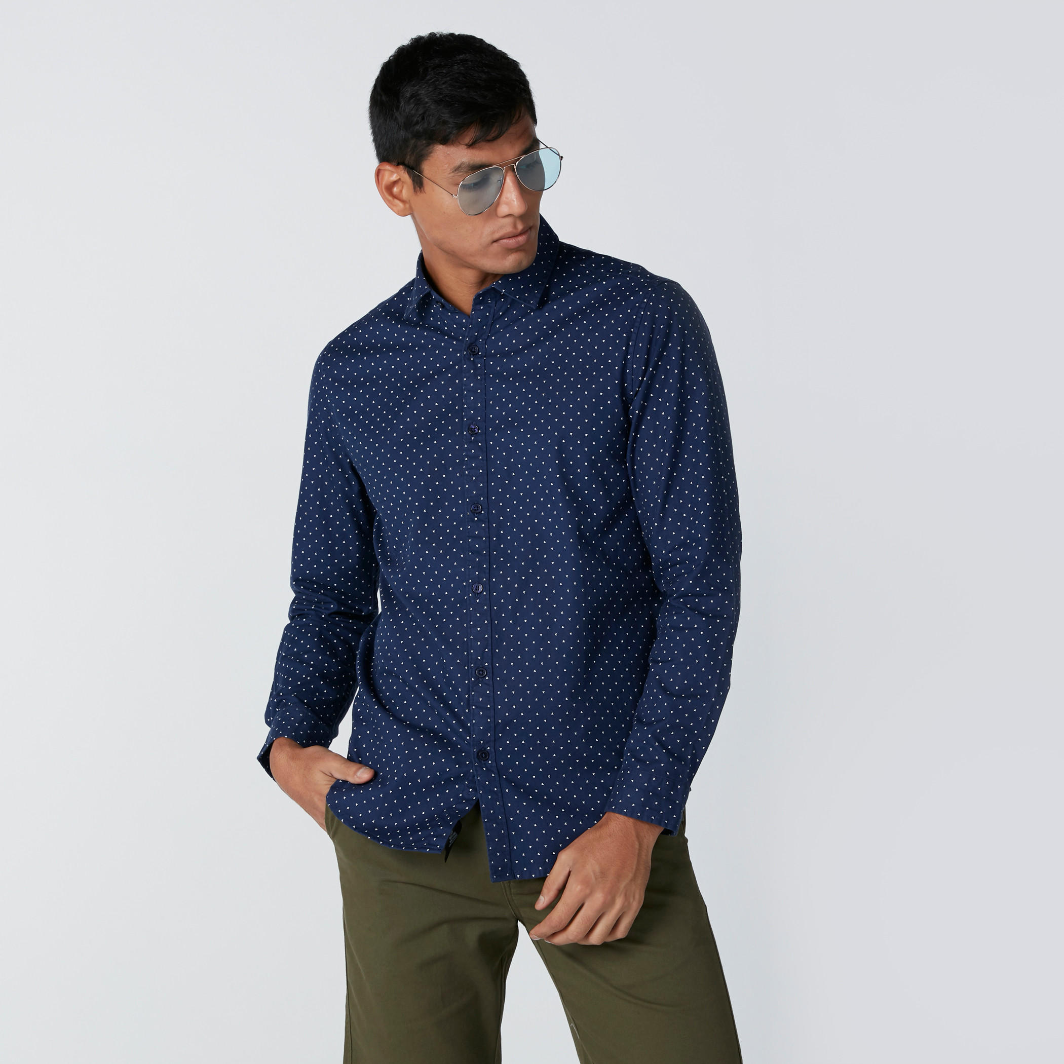 قميص بأكمام طويلة وأزرار وطبعات-men-clothing-shirts-image-1